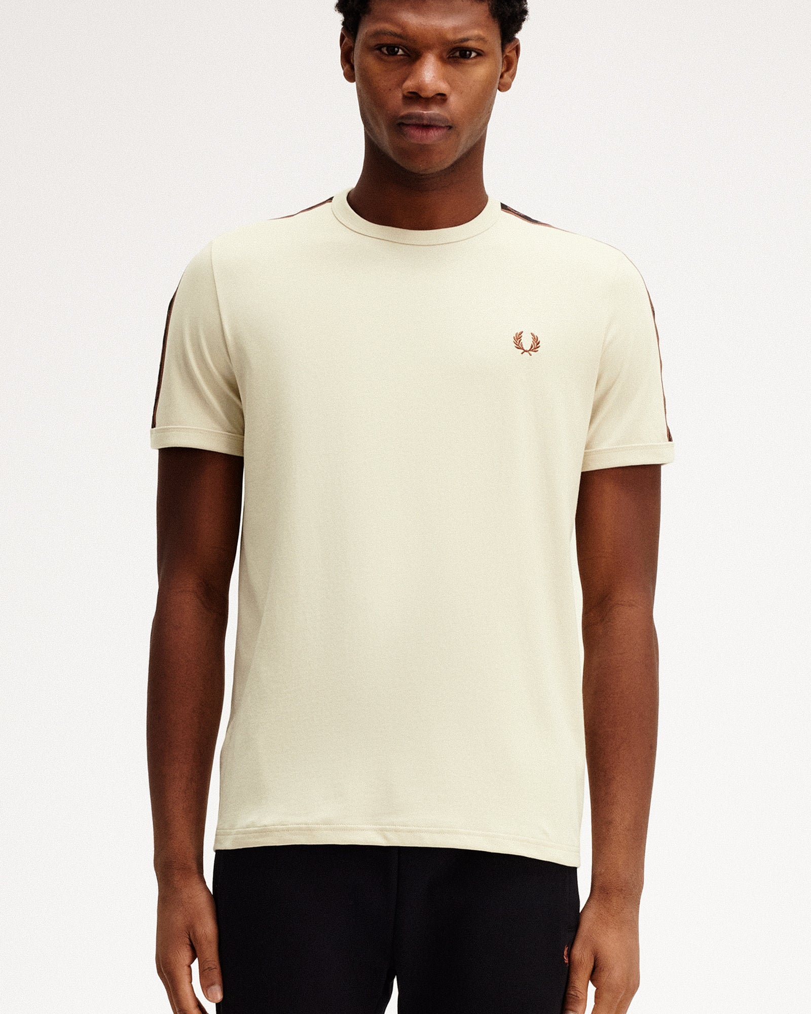 Fred Perry Contrast Tape Ringer T-Shirt Oatmeal / Whisky Brown T-Shirts Close-up | Overkill