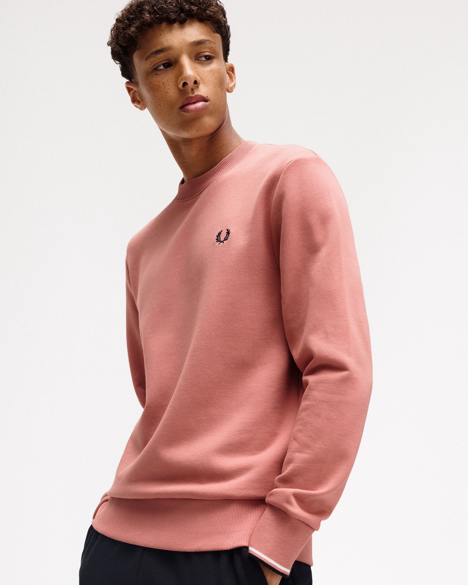 Fred Perry Crew Neck Sweatshirt Putty Pink Sweatshirts Close-up | Overkill