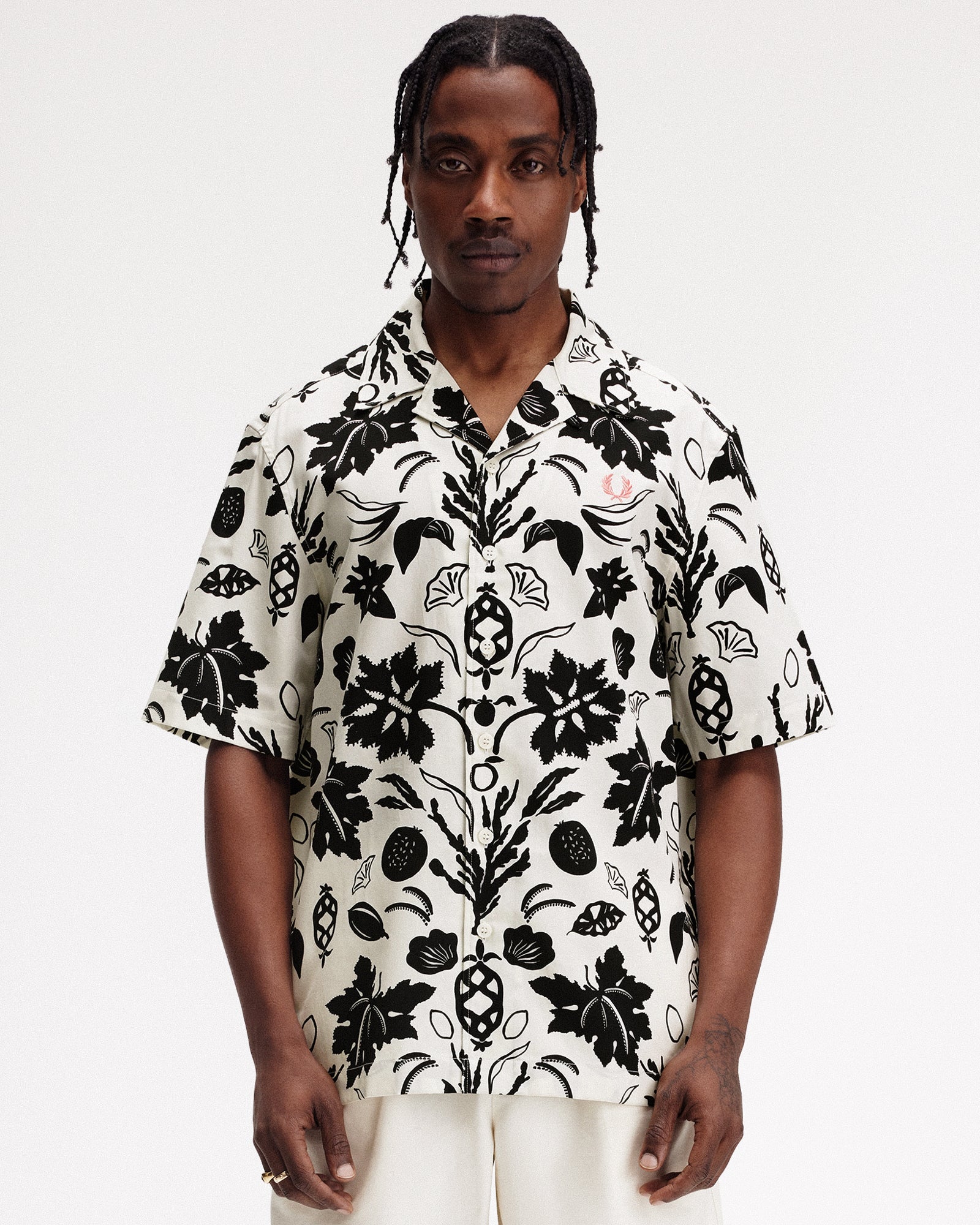 Fred Perry Botanical Print Revere Collar Light Ecru Shirt Close-up | Overkill