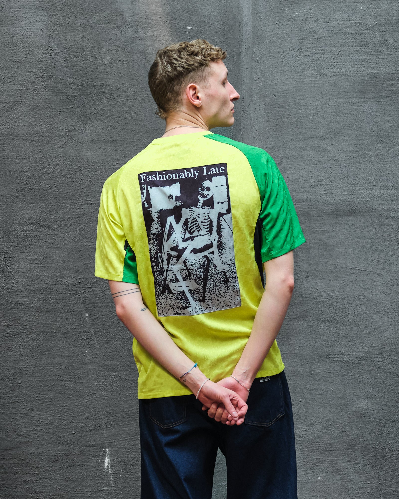 Pleasures Late Sport Shirt Yellow T-Shirts Detailfoto | Overkill