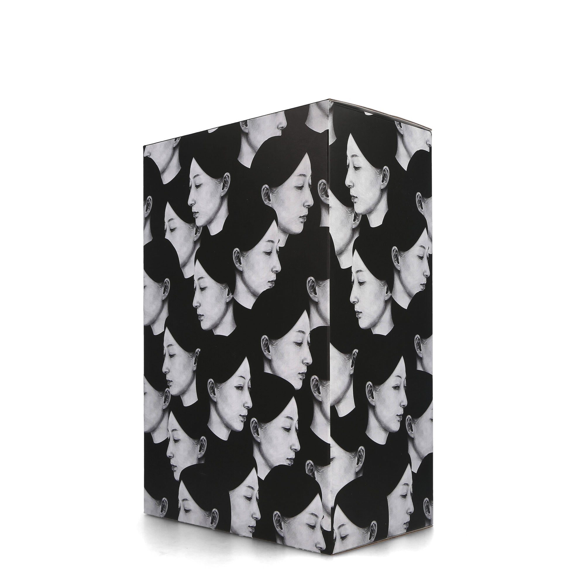 Medicom Be@rbrick Black Scandal Multiple Selves 400% + 100% Multicolor Collectibles & Toys Detail view 2 | Overkill