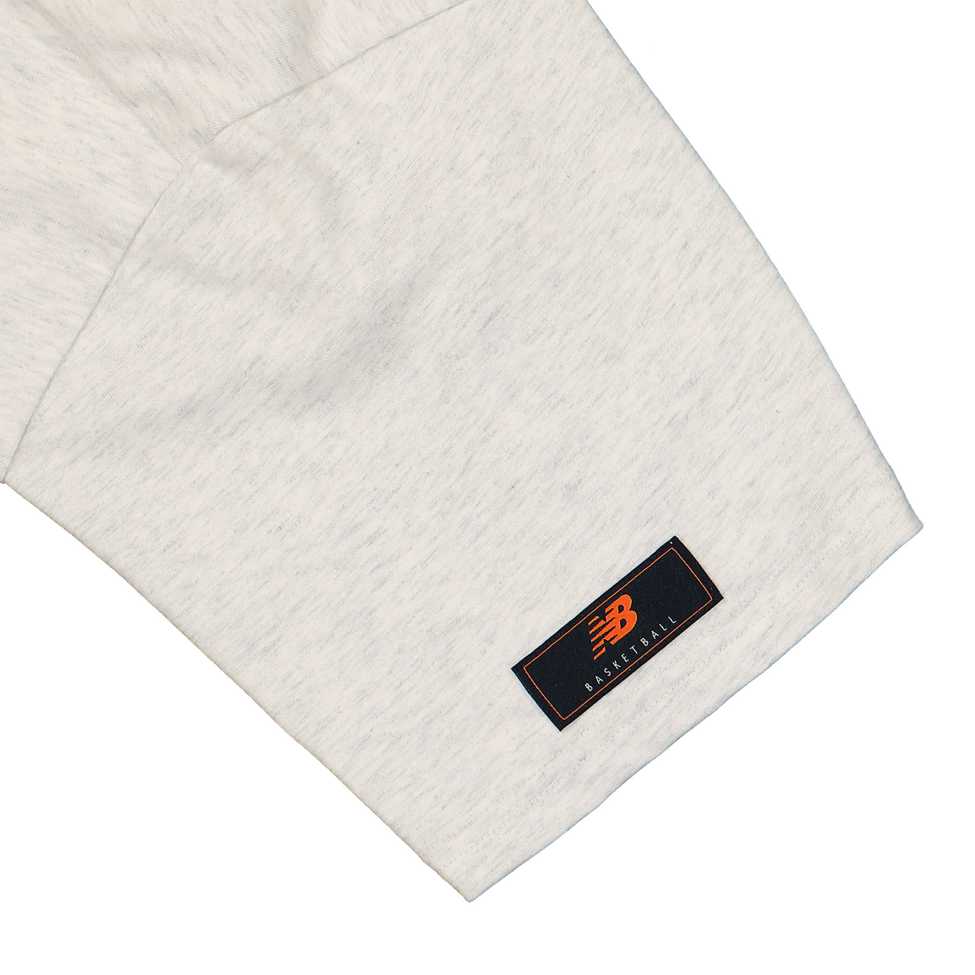 New Balance Hoops Classic Court Tee Sea Salt Heather T-Shirts Detailfoto | Overkill