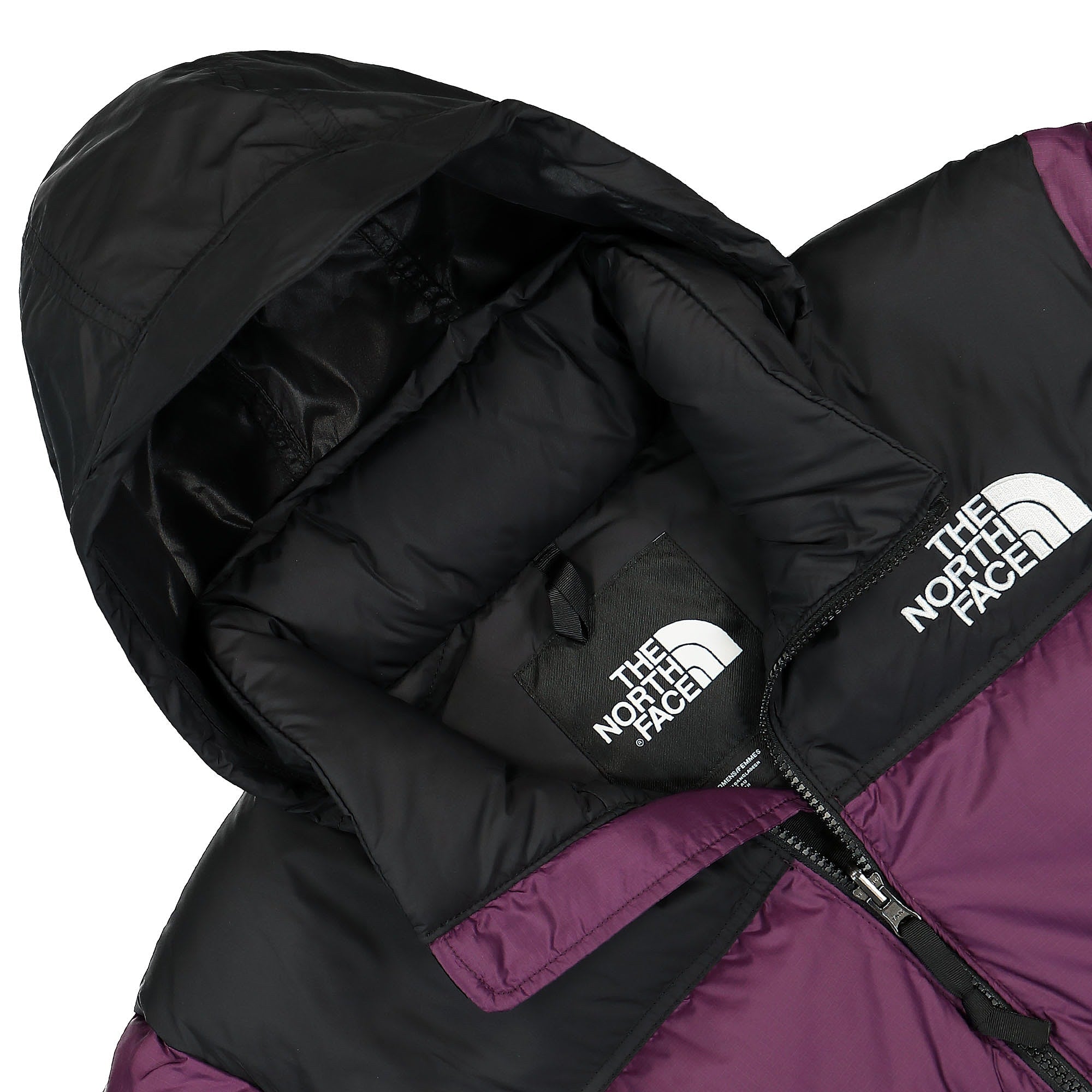 The North Face W 1996 Retro Nuptse Jacket Black Currant Puffer Jackets Close-up | Overkill