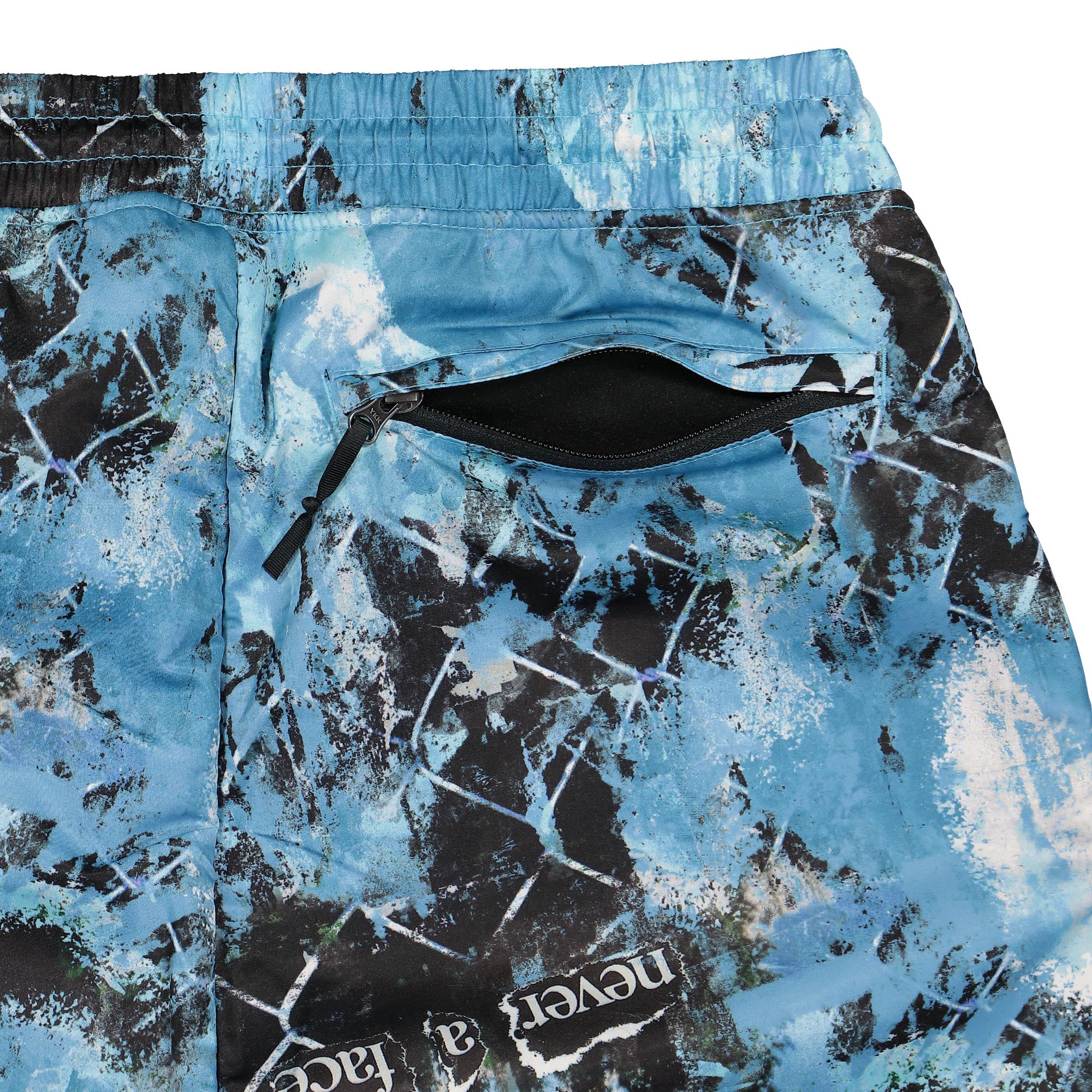 The North Face M Printed Denali Pant Black / Blue Sweat & Track Pants Detail view 1 | Overkill