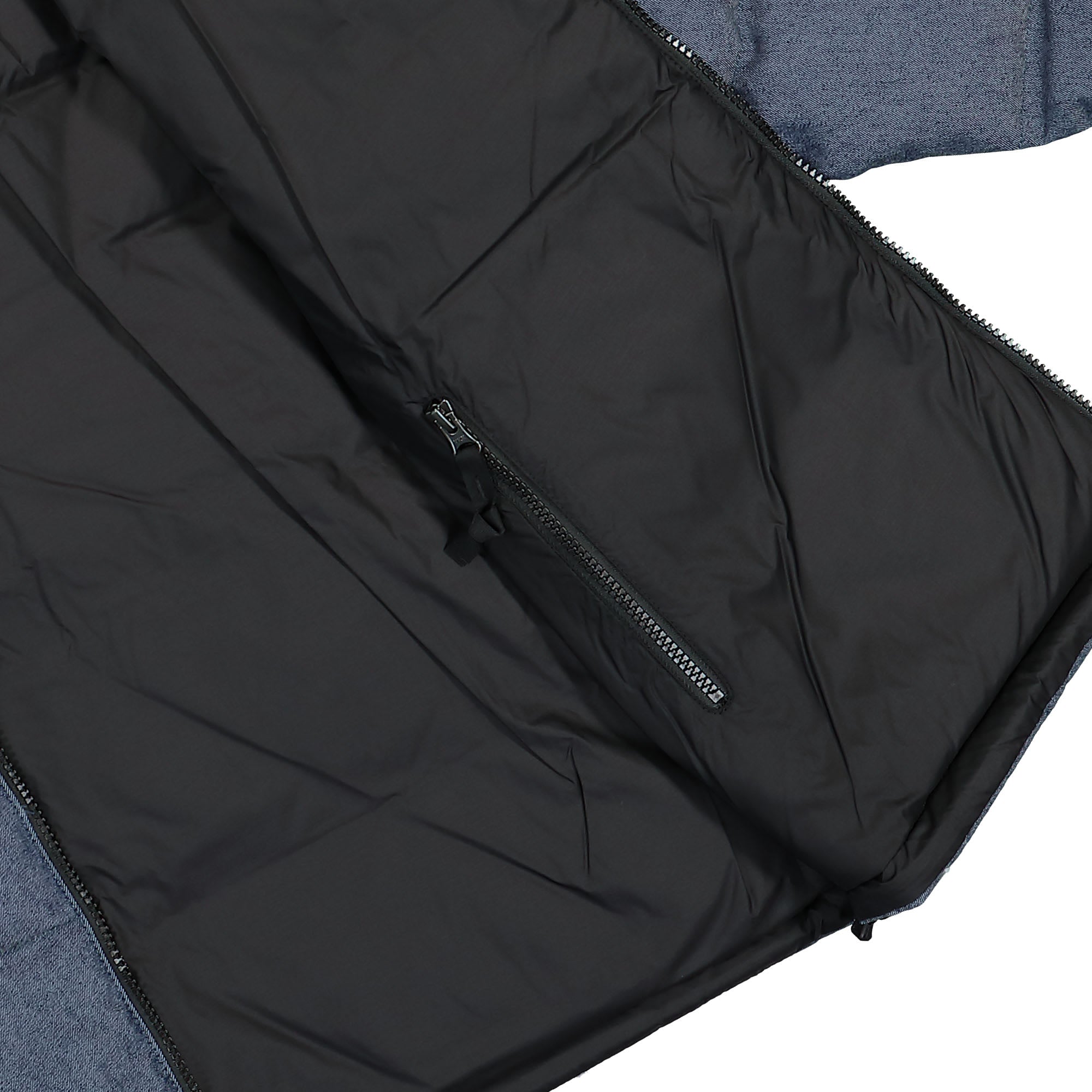 The North Face 1992 Reversible Nuptse Jacket Denim Blue / TNF Black Puffer Jackets Detail view 3 | Overkill