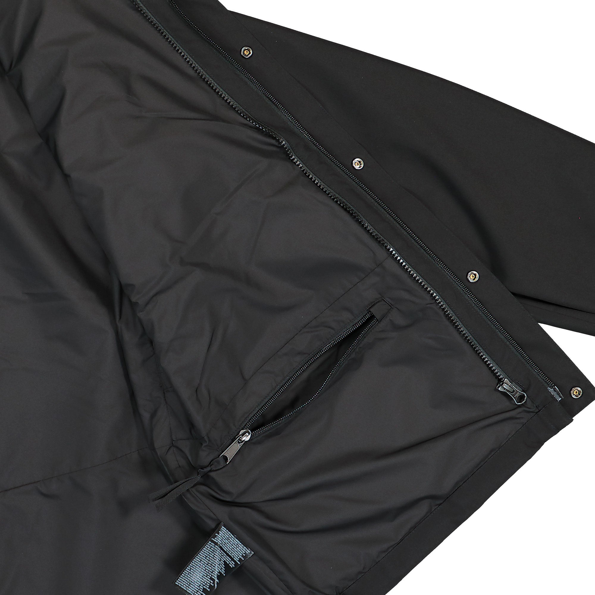 The North Face GTX Mountain Jacket TNF Black Windbreaker Detail view 3 | Overkill