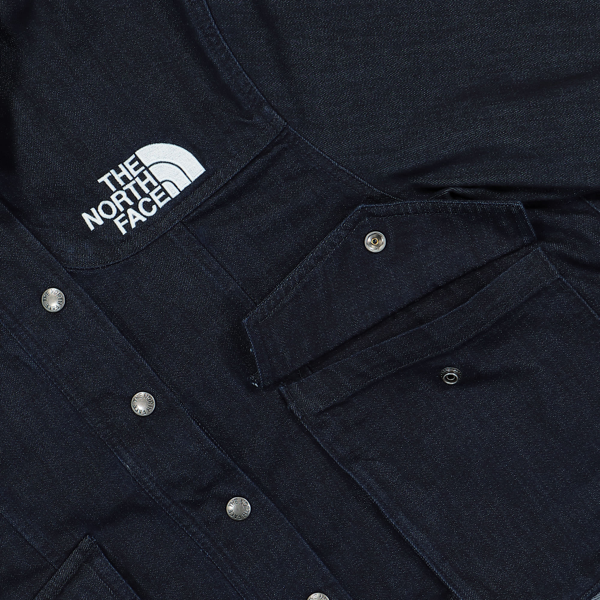 The North Face W Denim Jacket - AP Dark Indigo / Denim Wash Jackets Detailfoto | Overkill