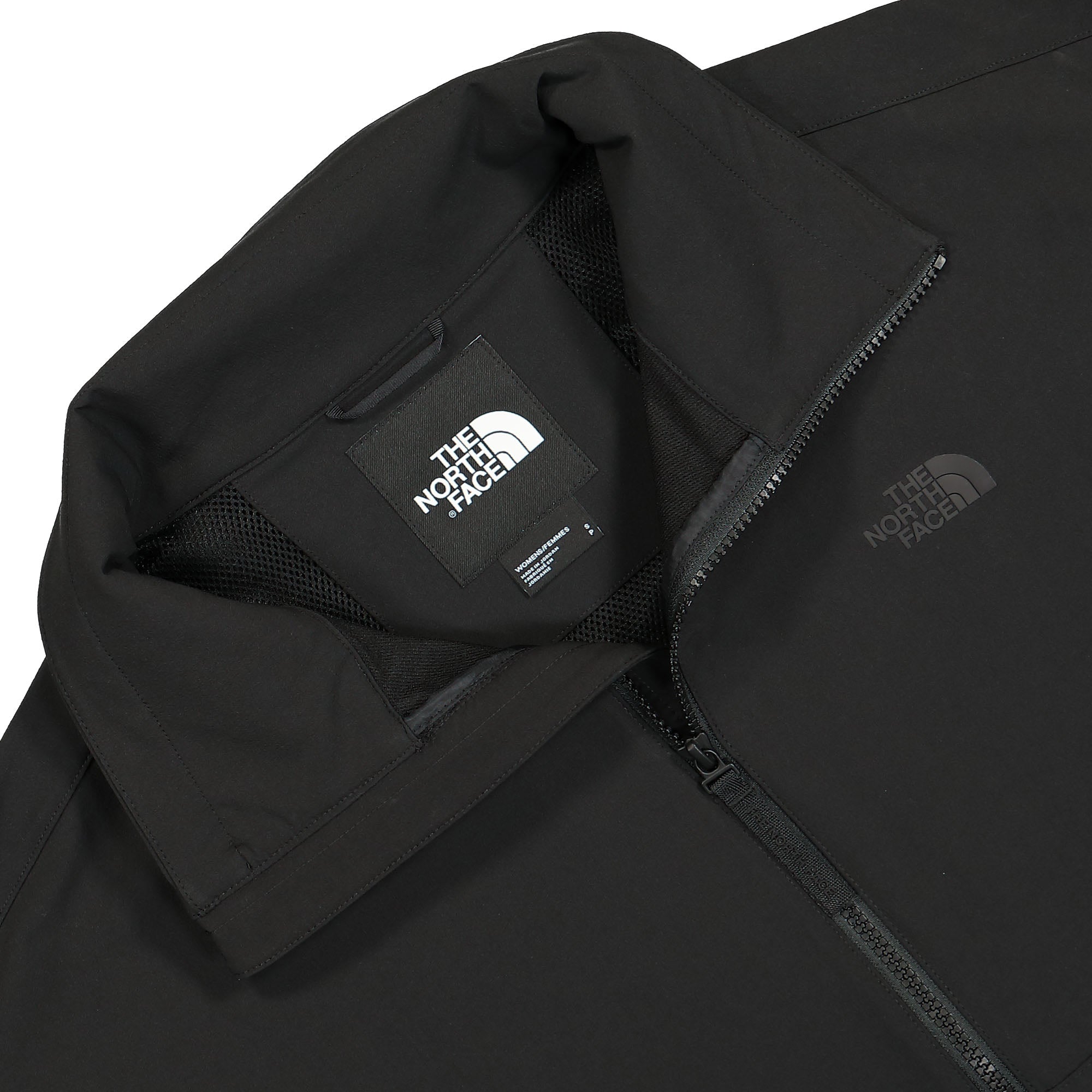 The North Face W Karasawa Convertible Jacket TNF Black Jackets Close-up | Overkill