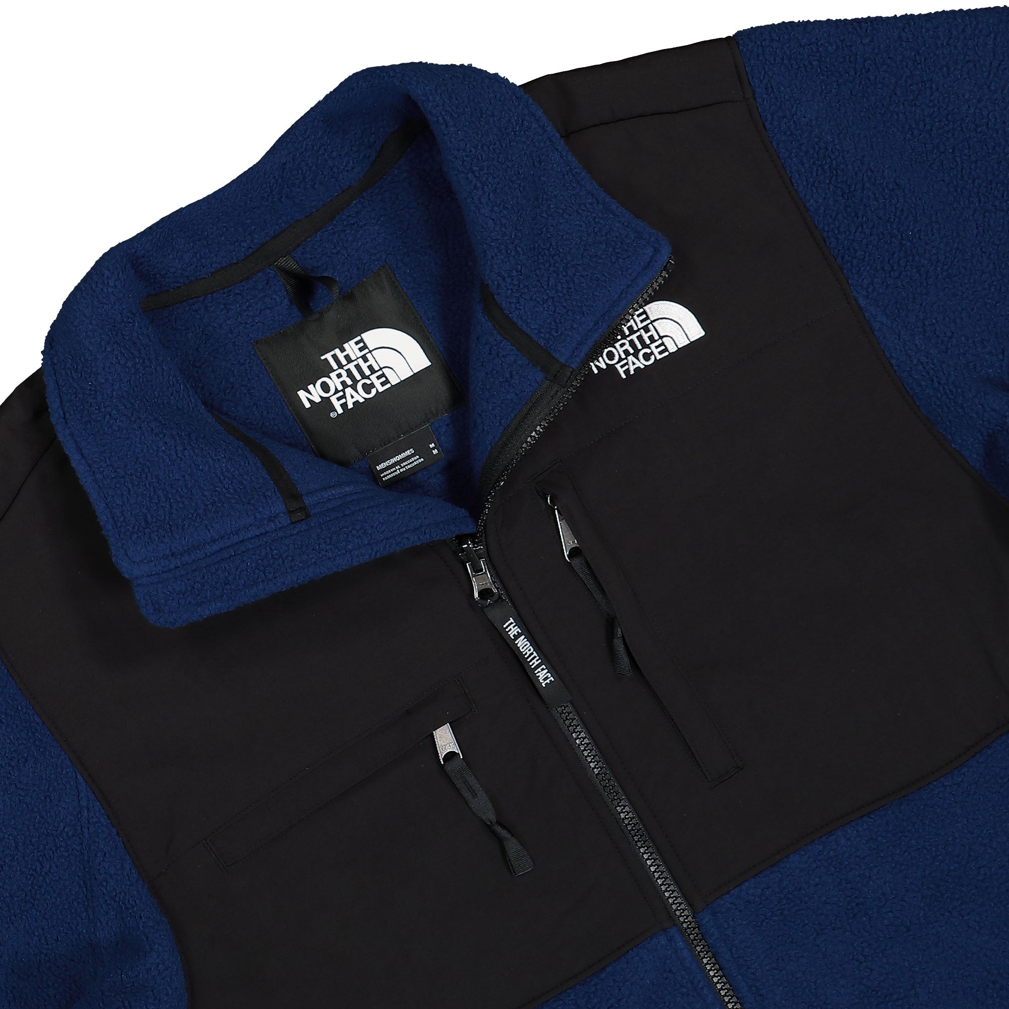 The North Face M Retro Denali Jacket Dark Blue / TNF Black Fleece Jackets Close-up | Overkill