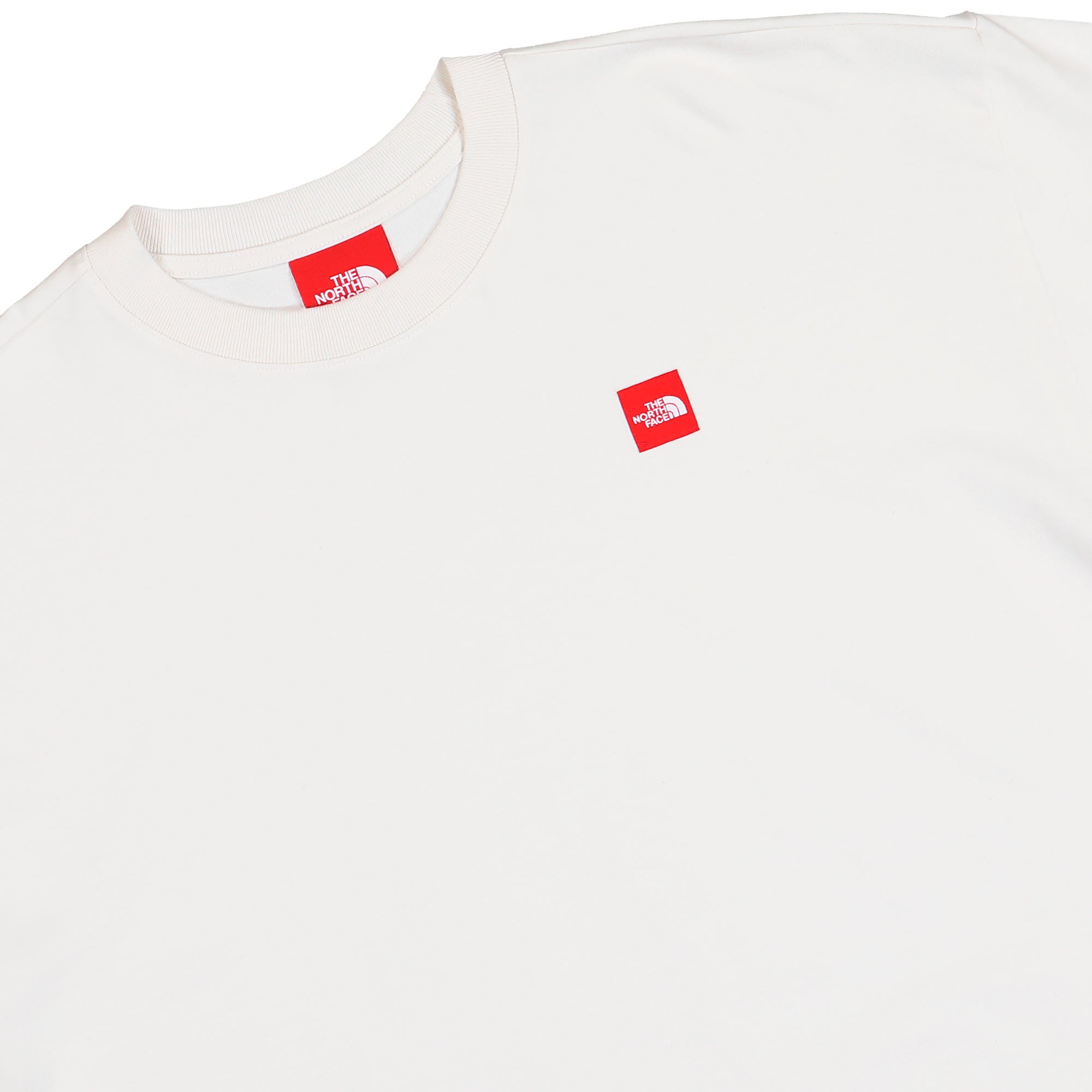 The North Face M TNF Red Box S/S Tee White Dune T-Shirts NF0A8EG5QLI1 Detailfoto | Overkill
