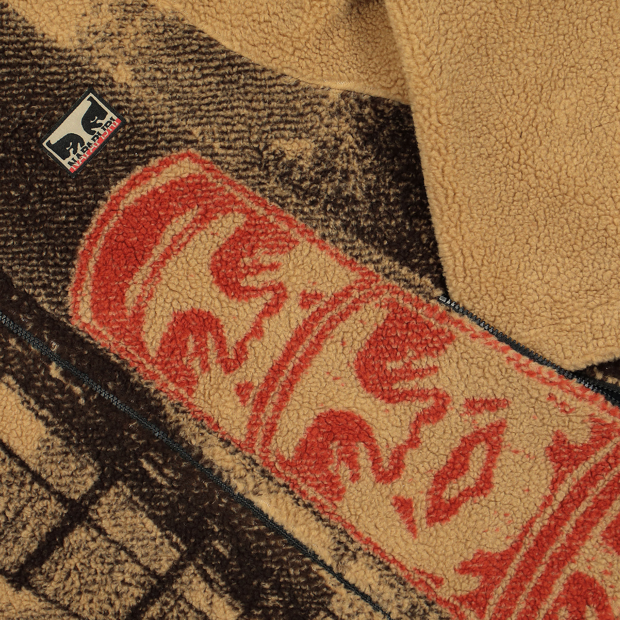 Obey Napapijri x Obey Street Campaign Fleece Jacket Toffee Fleece Jackets Detailfoto | Overkill