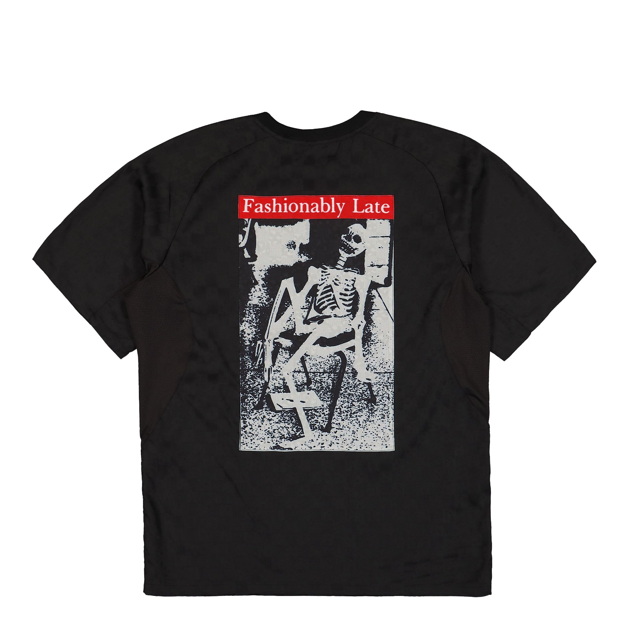 Pleasures Late Sport Shirt Black T-Shirts Detail view 2 | Overkill