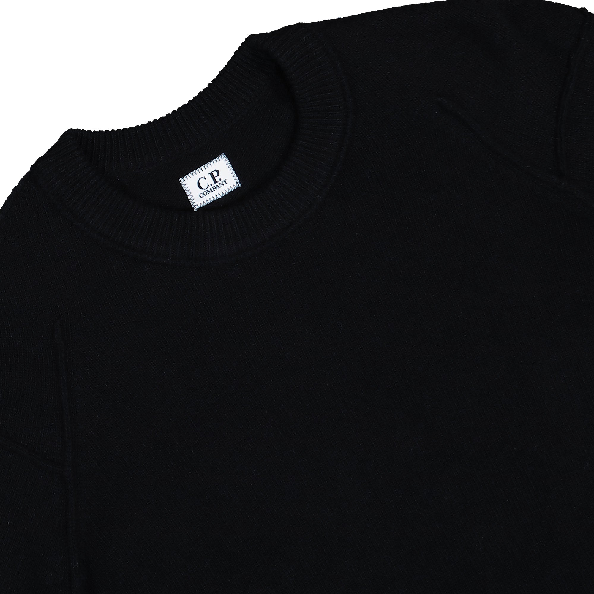 C.P. Company Lambswool GRS Crewneck Lens Sweater Black Sweatshirt RFCMKN707A-110149A 999 Detailfoto | Overkill