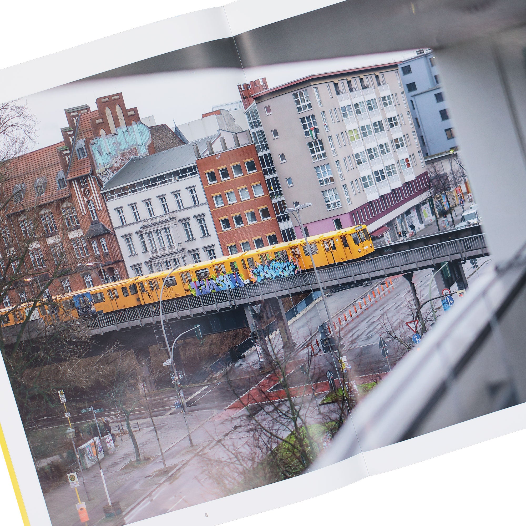 Racoon Books Peter Stelzig - Running The High Line III Multicolored Magazine / Book 978-3-9823072-1-3 Detailfoto | Overkill