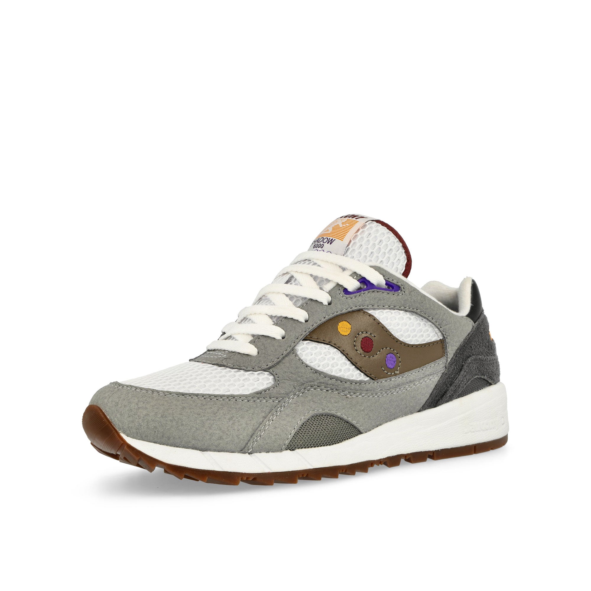 Saucony Shadow 6000 White / Grey Low Top Sneakers Close Up | Overkill