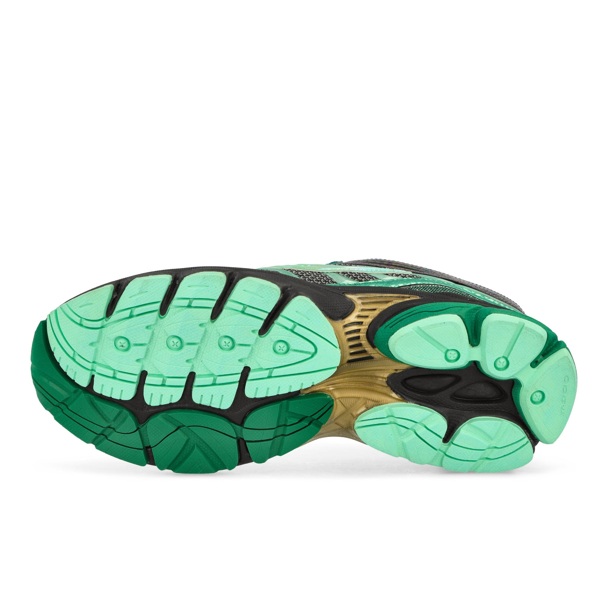 Saucony Progrid Omni 9 Green Glow Low Top Sneaker S70934-2 Detail View 1 | Overkill