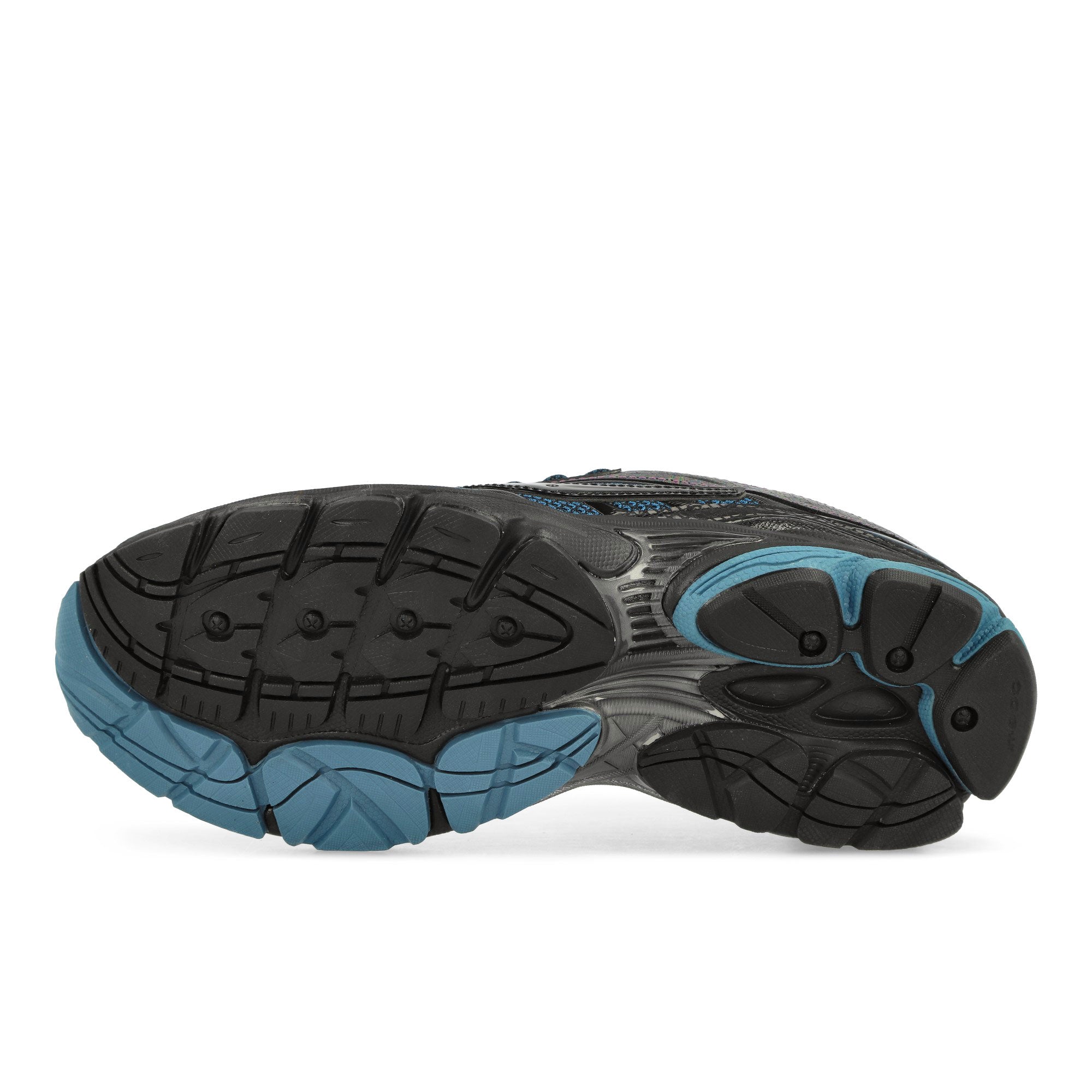 Saucony Progrid Omni 9 Black Glow Low Top Sneaker S70934-3 Detail View 1 | Overkill