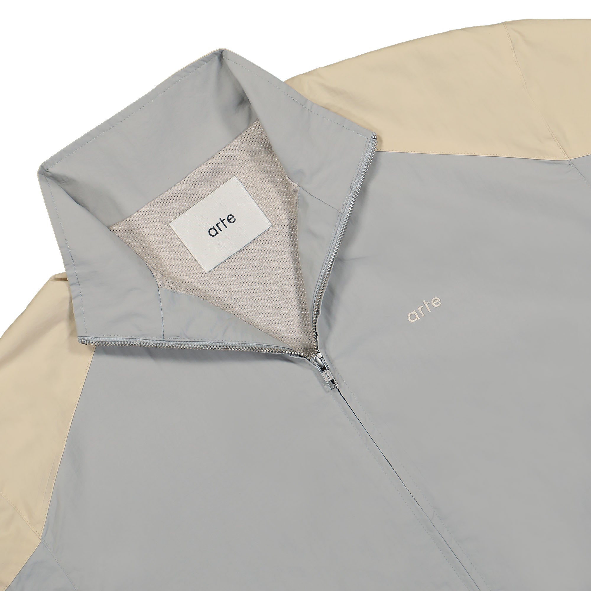 Arte Antwerp Jordan Colorblock Jacket Cream / Grey Jackets Close-up | Overkill