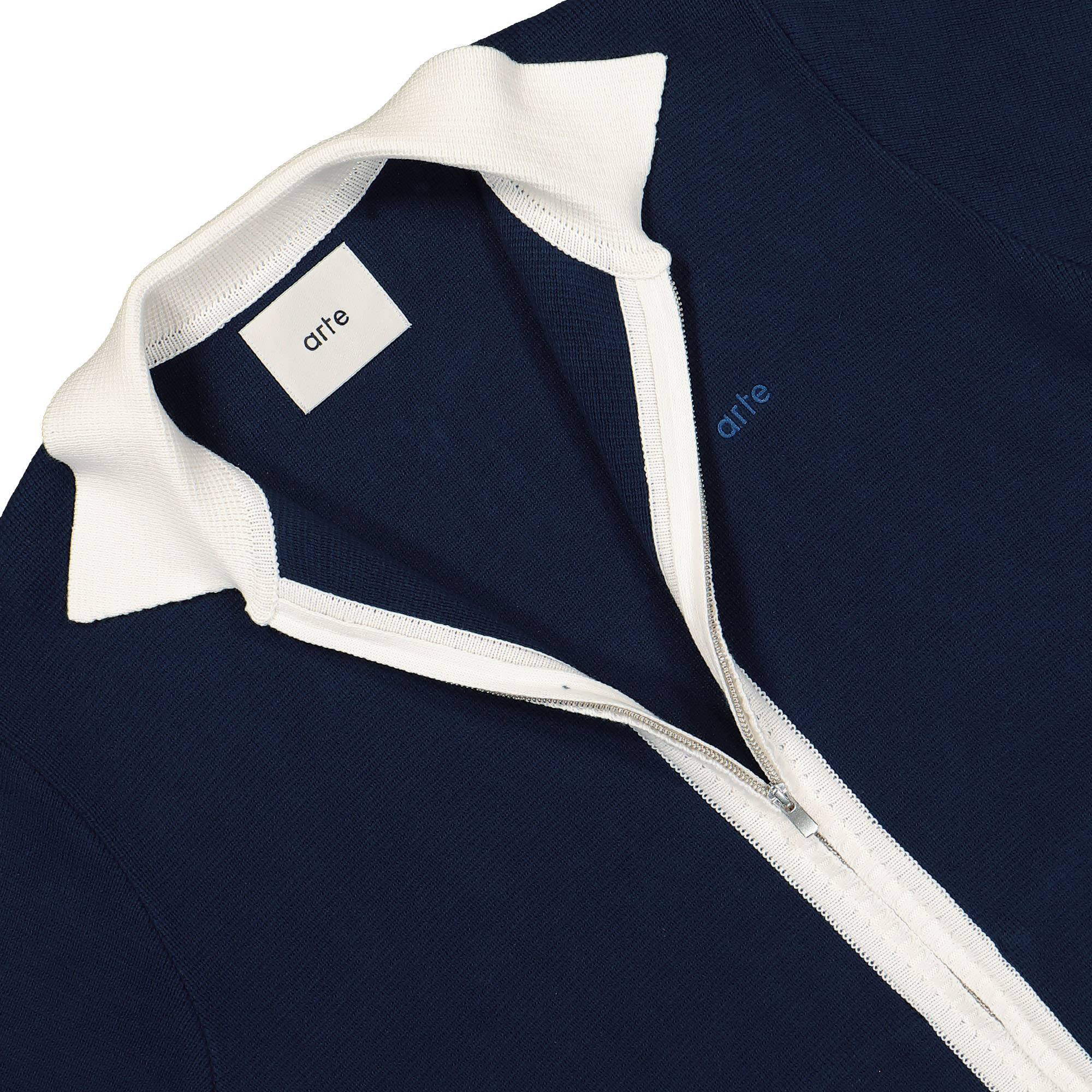 Arte Antwerp Keler Conrast Cardigan Navy Cardigans Close-up | Overkill