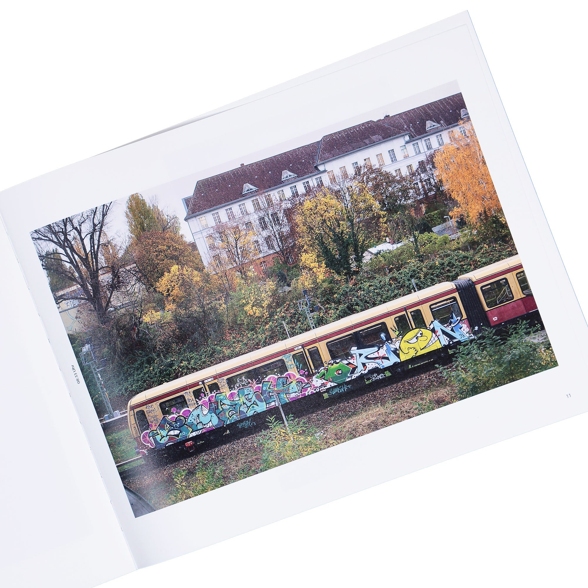 Hitzerot Schriftzüge 2015-2025 Multicolor Graffiti Book 978-3-9820295-9-7 Close-up | Overkill