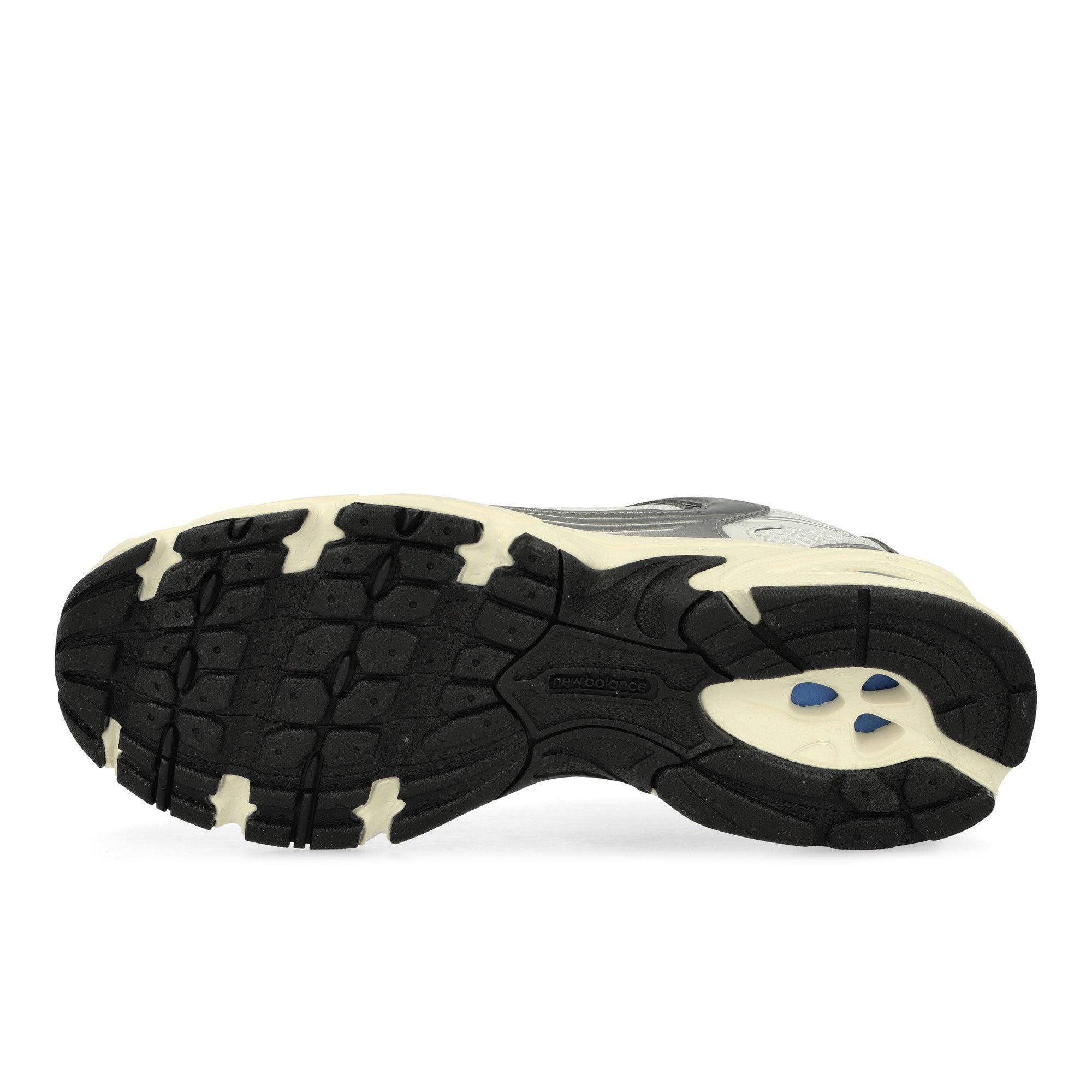 New Balance U530ESA Silver Metallic / Black Cement Low Top Sneaker U530ESA Detail View 1 | Overkill