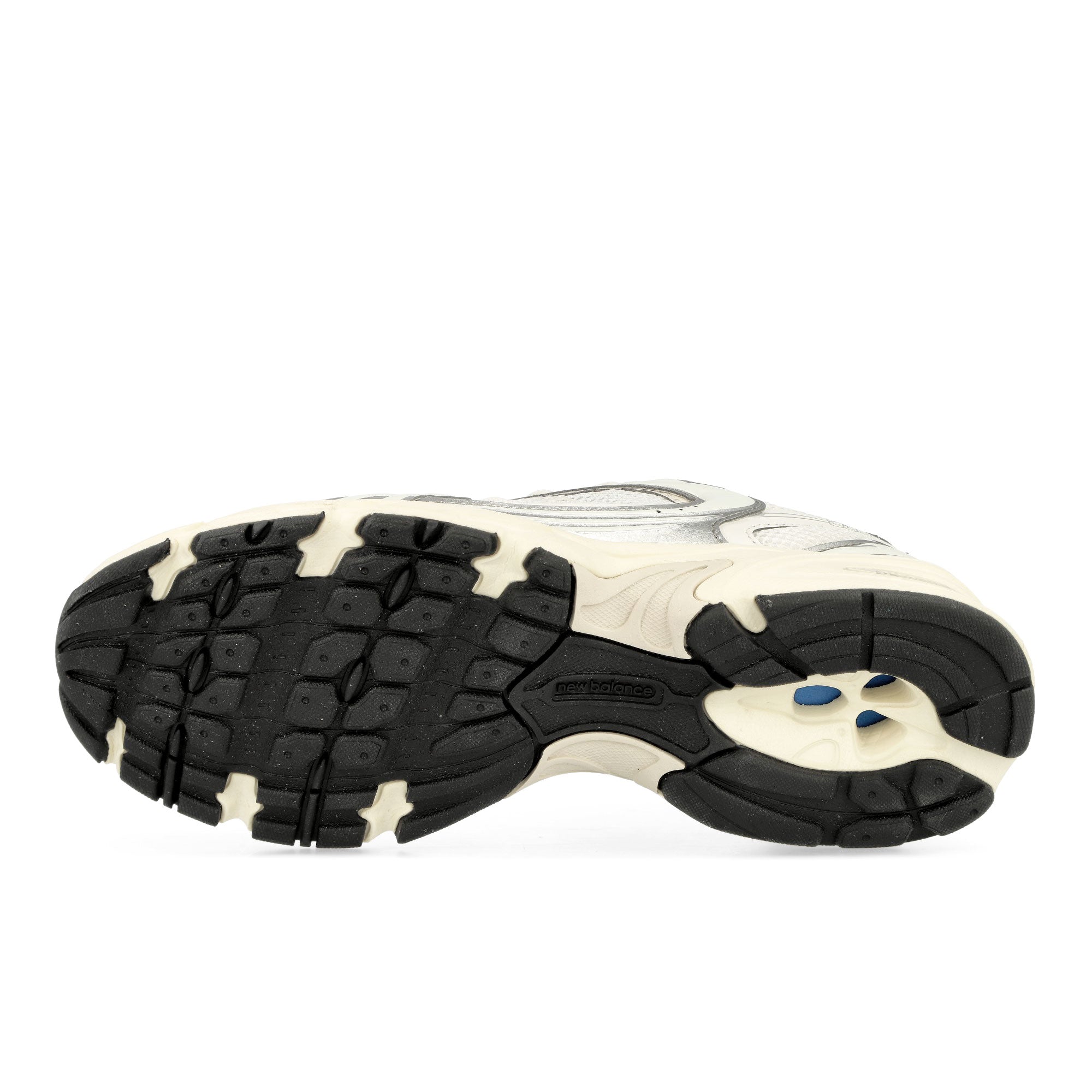 New Balance U530ESB Silver Metallic / Linen Sneaker U530ESB Detail View 1 | Overkill