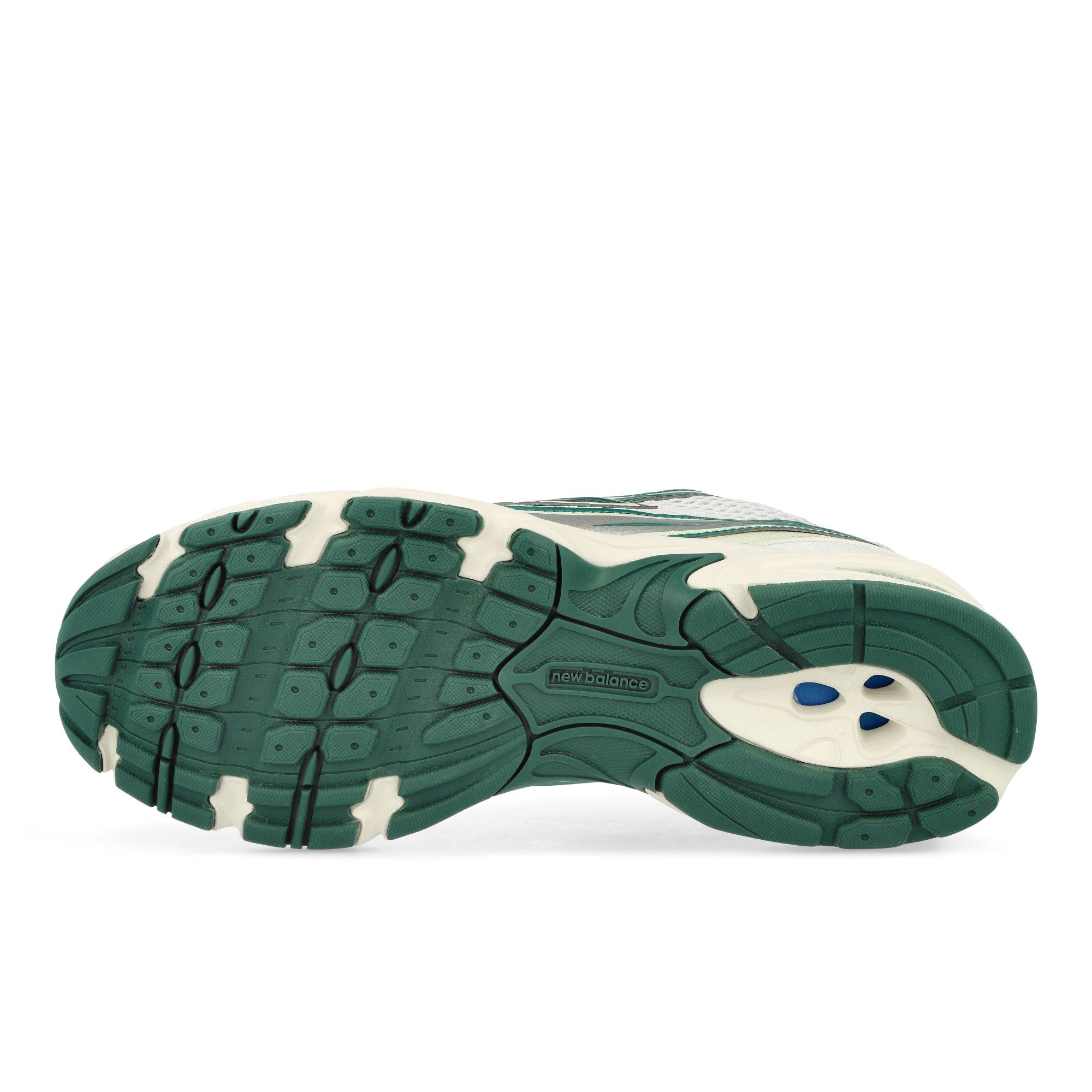 New Balance U740GR2 White / Marsh Green Low Top Sneakers Detail View 1 | Overkill