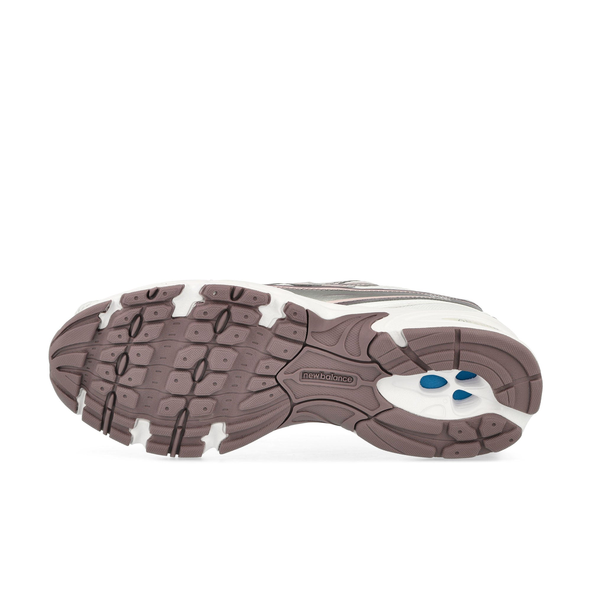 New Balance U740PK2 Rose Sugar Low Top Sneakers Detail View 1 | Overkill