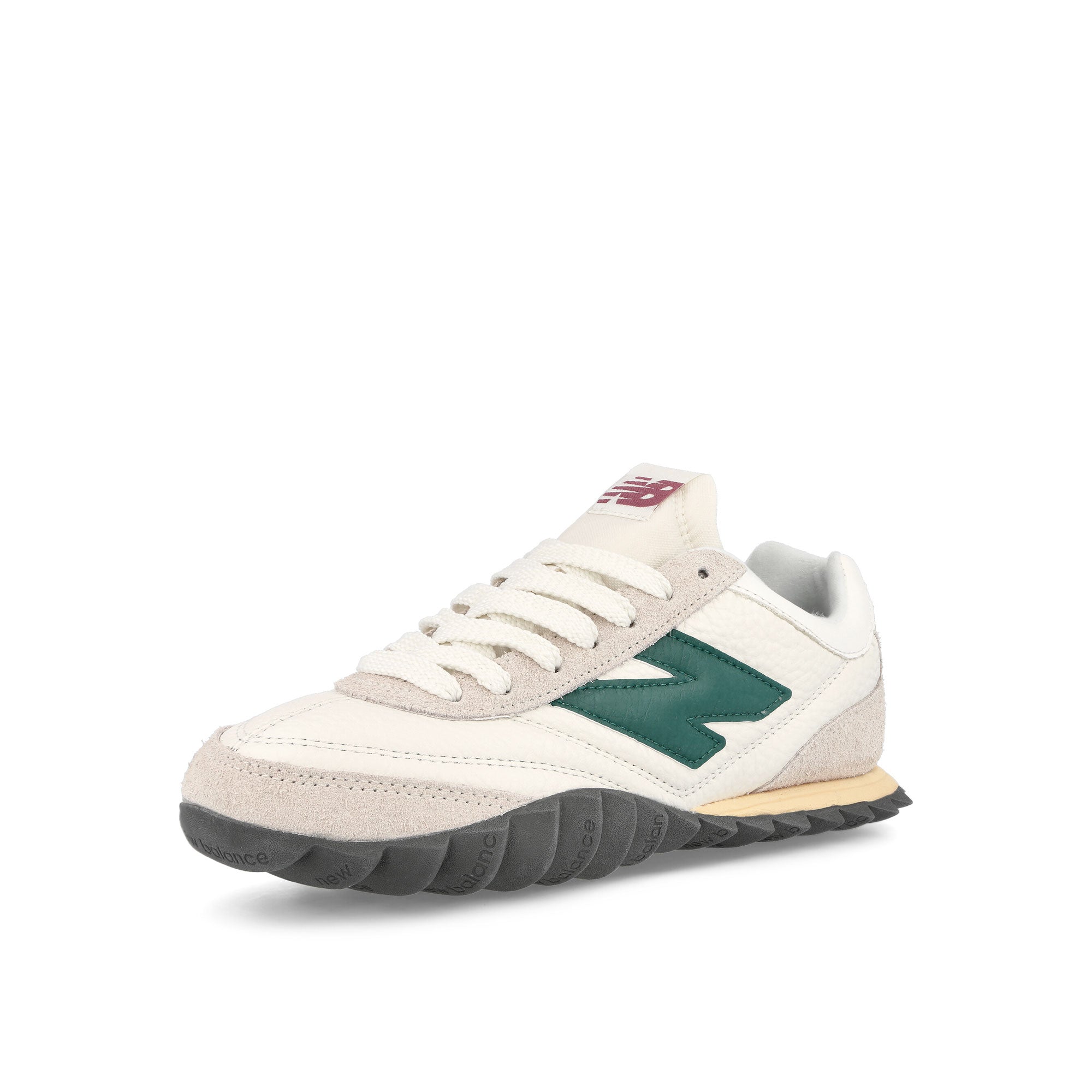 New Balance URC30YA Beige / Green Sneakers Close Up | Overkill