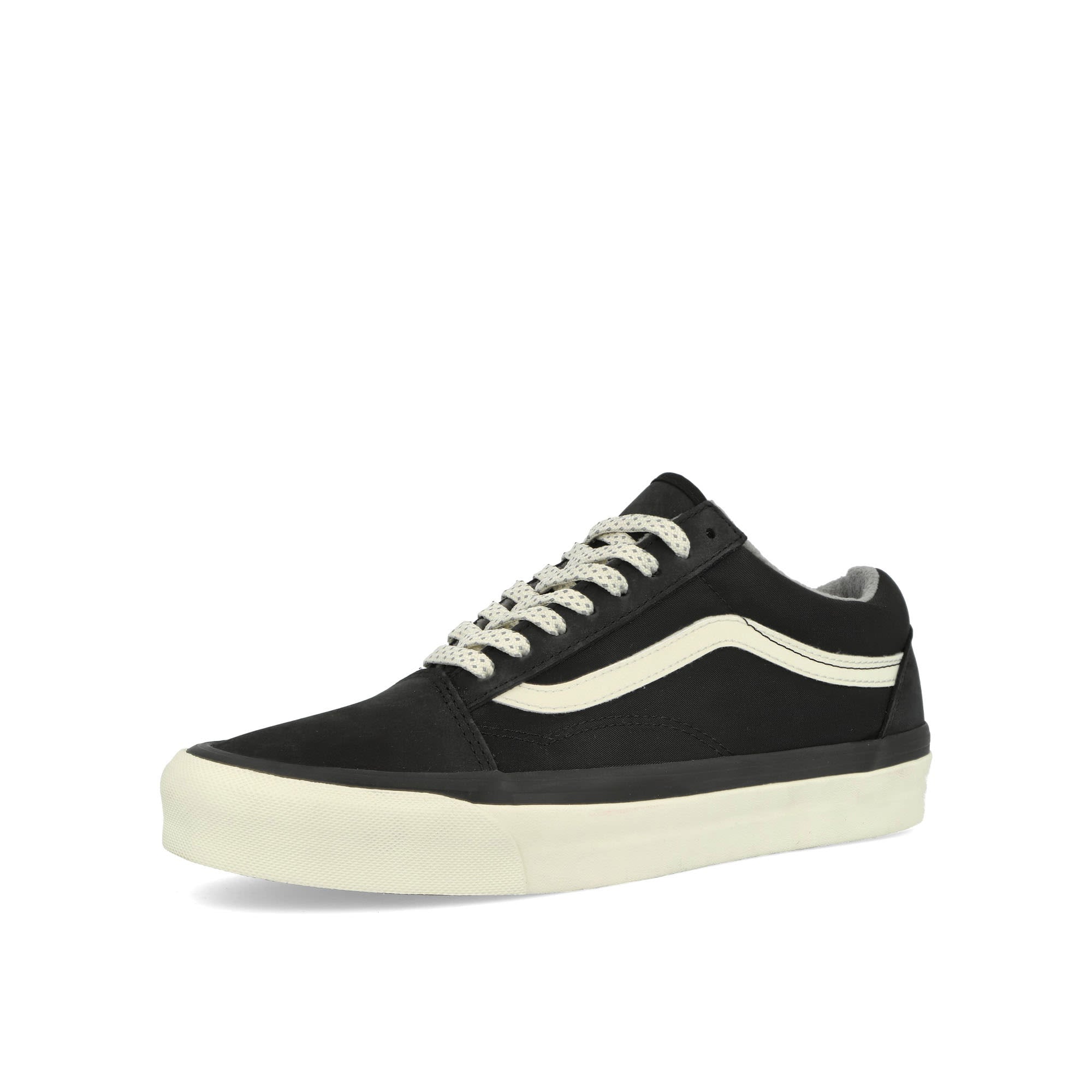 Vans Old Skool 36 Dx Black Low Top Sneakers Close Up | Overkill