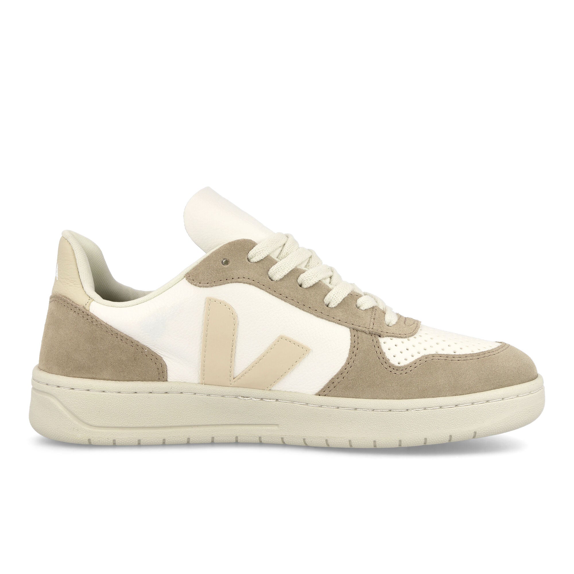 Veja V-10 Chromefree Leather Extra White-Sable Sahara Low Top Sneakers Silhouette | Overkill