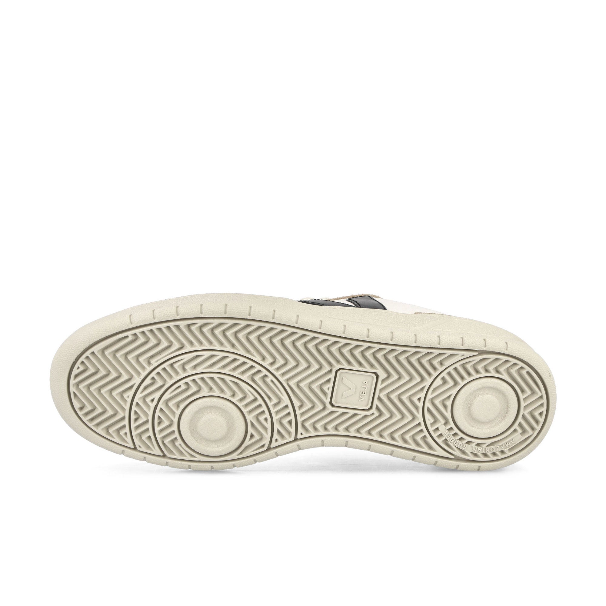 Veja W V-10 Chromefree Leather Extra White-Black Sahara Sneakers Detail View 1 | Overkill