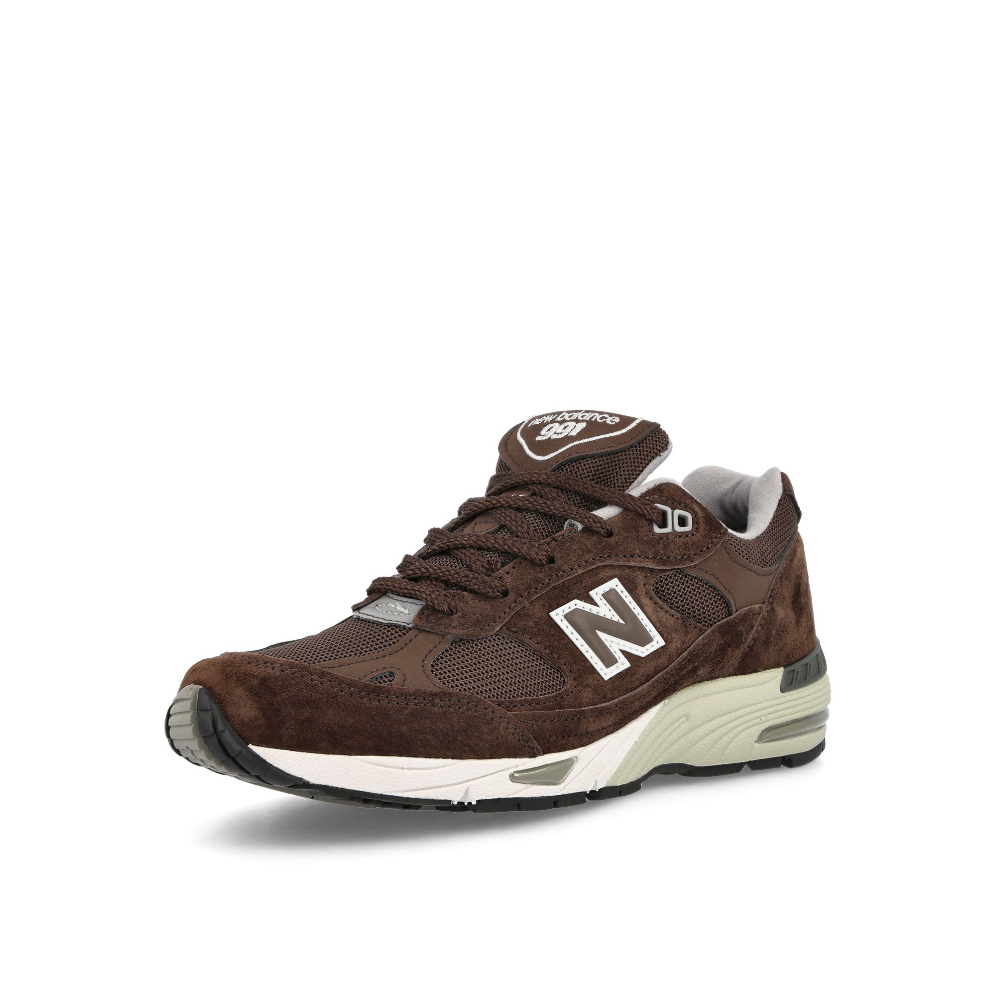 New Balance W991BGW Carafe-Antique White Sneakers Close Up | Overkill