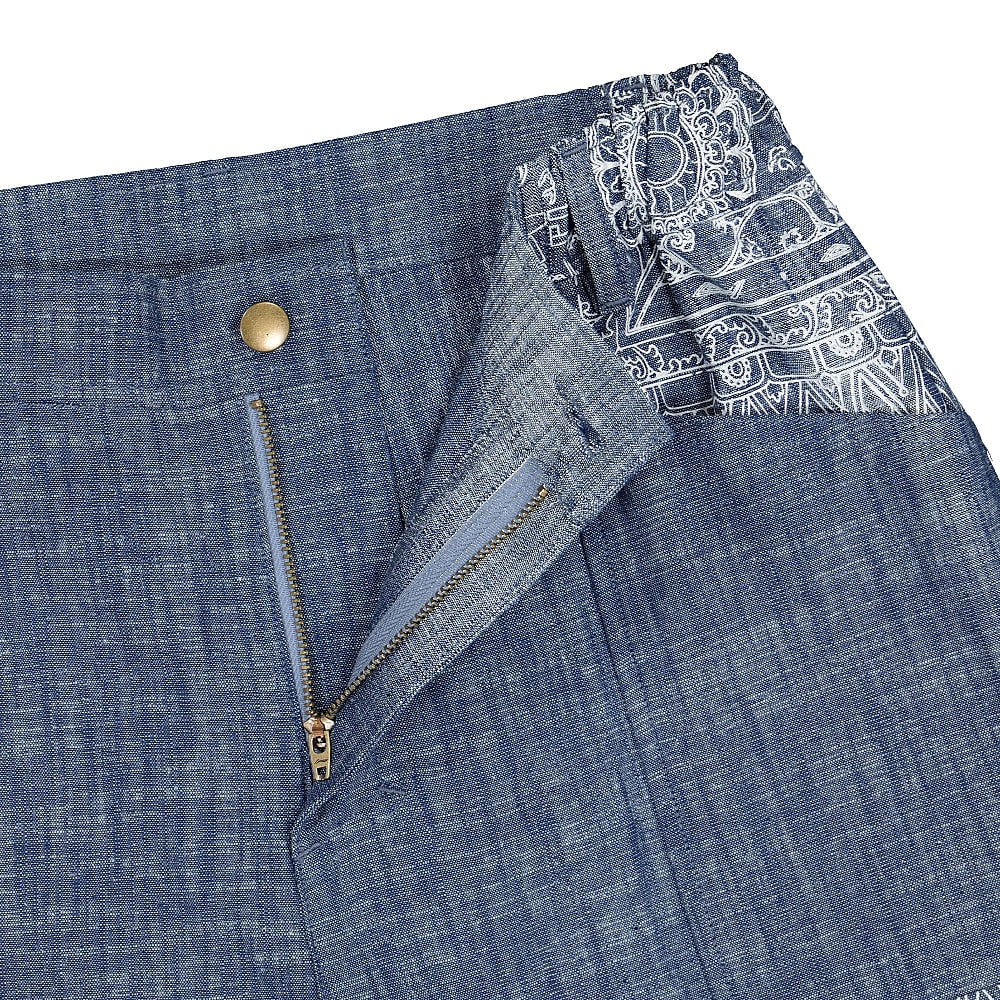 Li-Ning Washed Denim Pants Hometown Blue / Blue Background / White Flower Jeans Detailfoto | Overkill