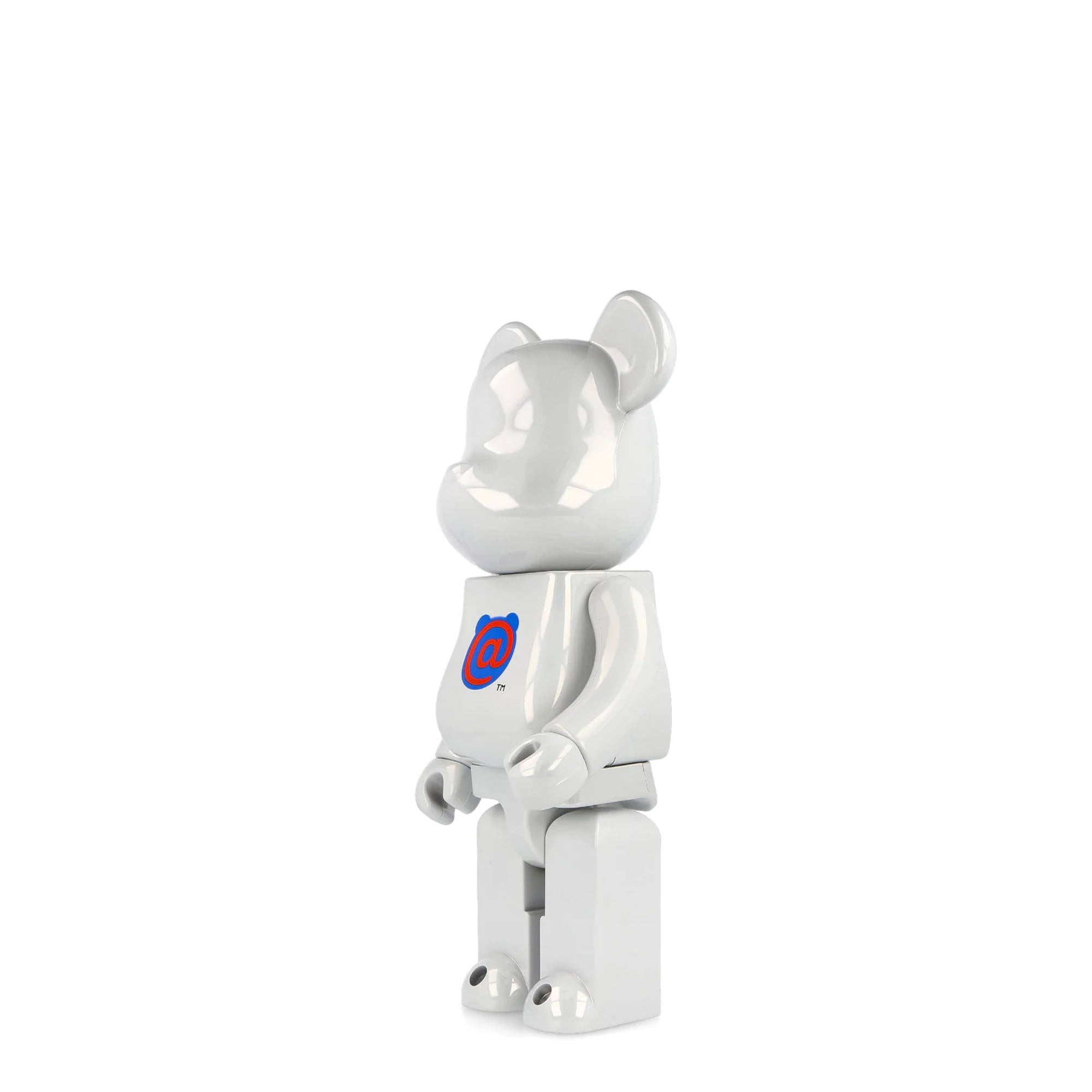 Medicom Be@rbrick 1st Model White Chrome 400% White Collectibles & Toys Close-up | Overkill