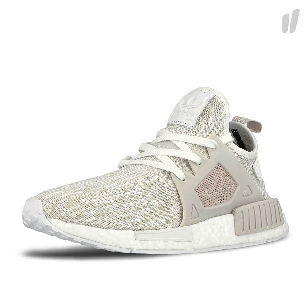 adidas wmns nmd xr1 primeknit Footwear White-Pearl Grey-Pearl Grey Sweatshirts Detailfoto | Overkill