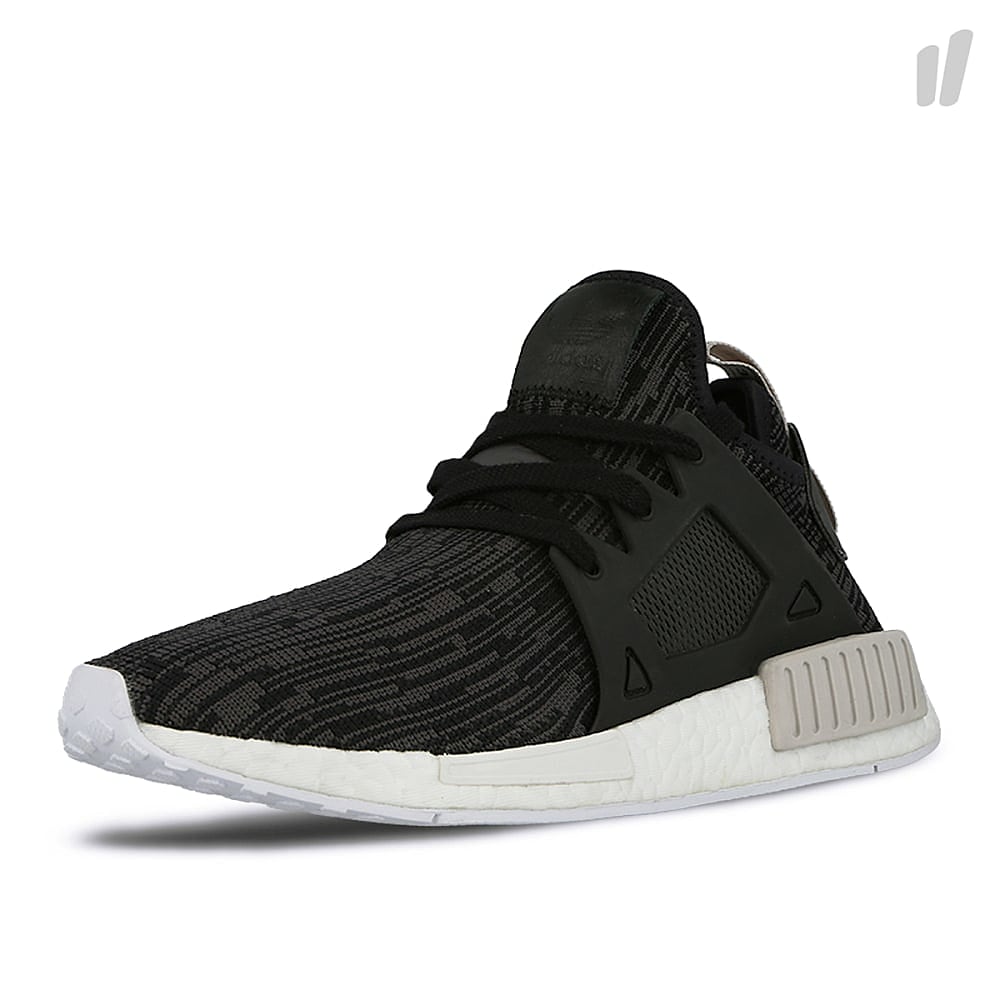 adidas wmns nmd xr1 primeknit Core Black-Utility Black-Footwear White Sweatshirts Detailfoto | Overkill