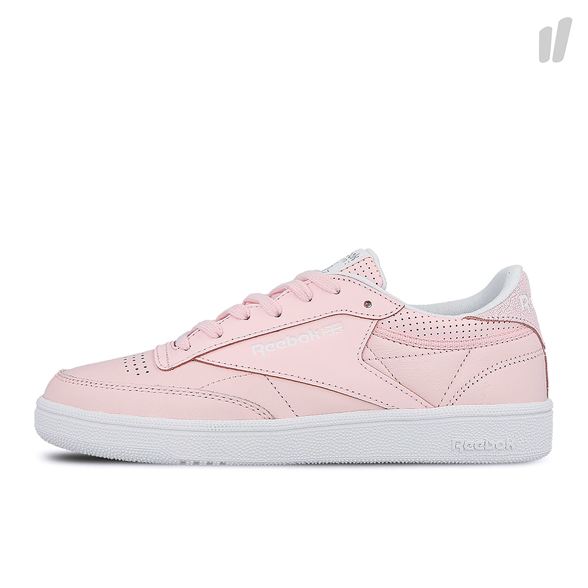 Reebok wmns club c 85 fbt Pink / White / Silver / Skul Sneakers BS8134 | Overkill