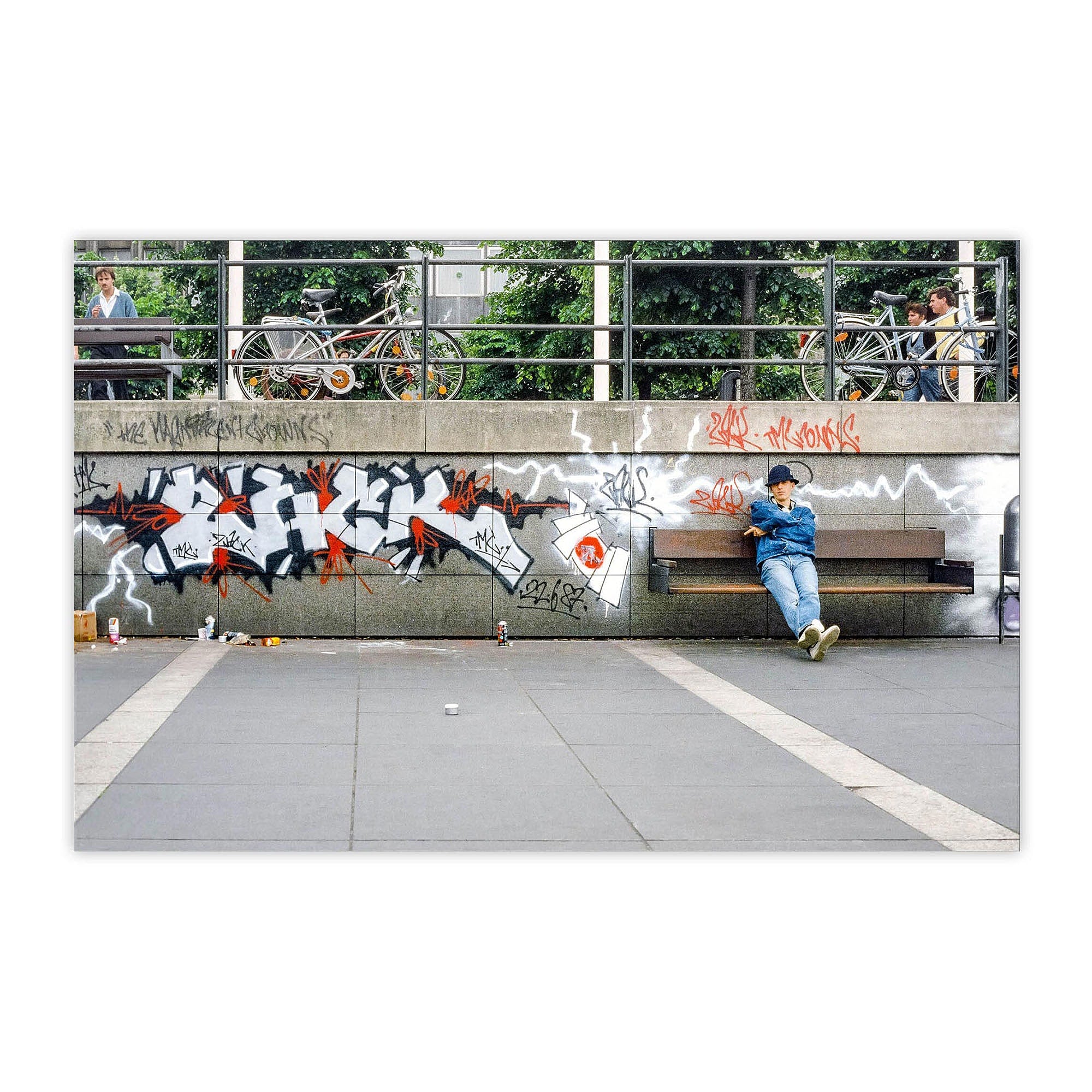 Double-H EINE STADT WIRD BUNT. Hamburg Graffiti History 1980 - 1999 0 Books Detailfoto | Overkill