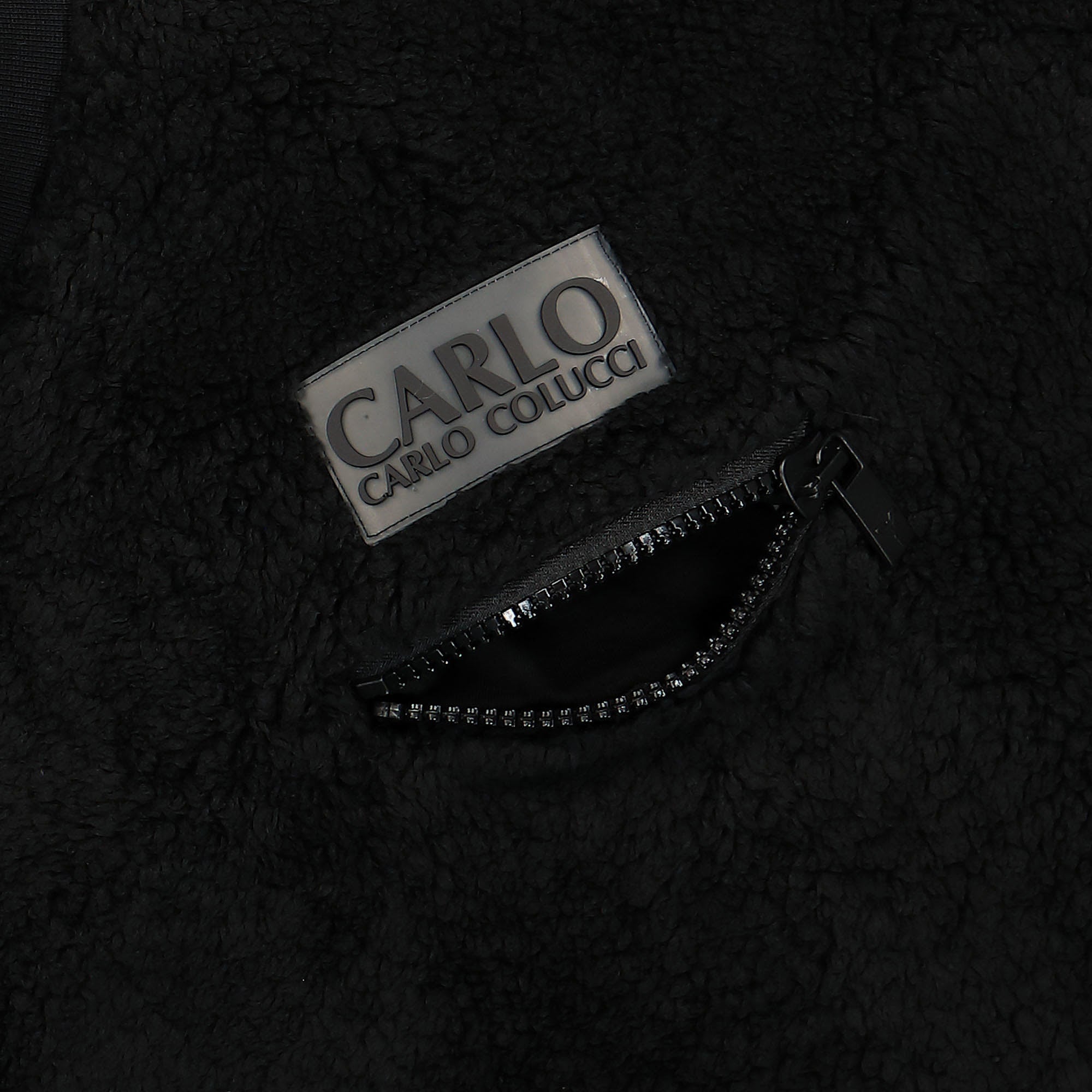 Carlo Colucci Teddy Crew Black Sweatshirts Detailfoto | Overkill