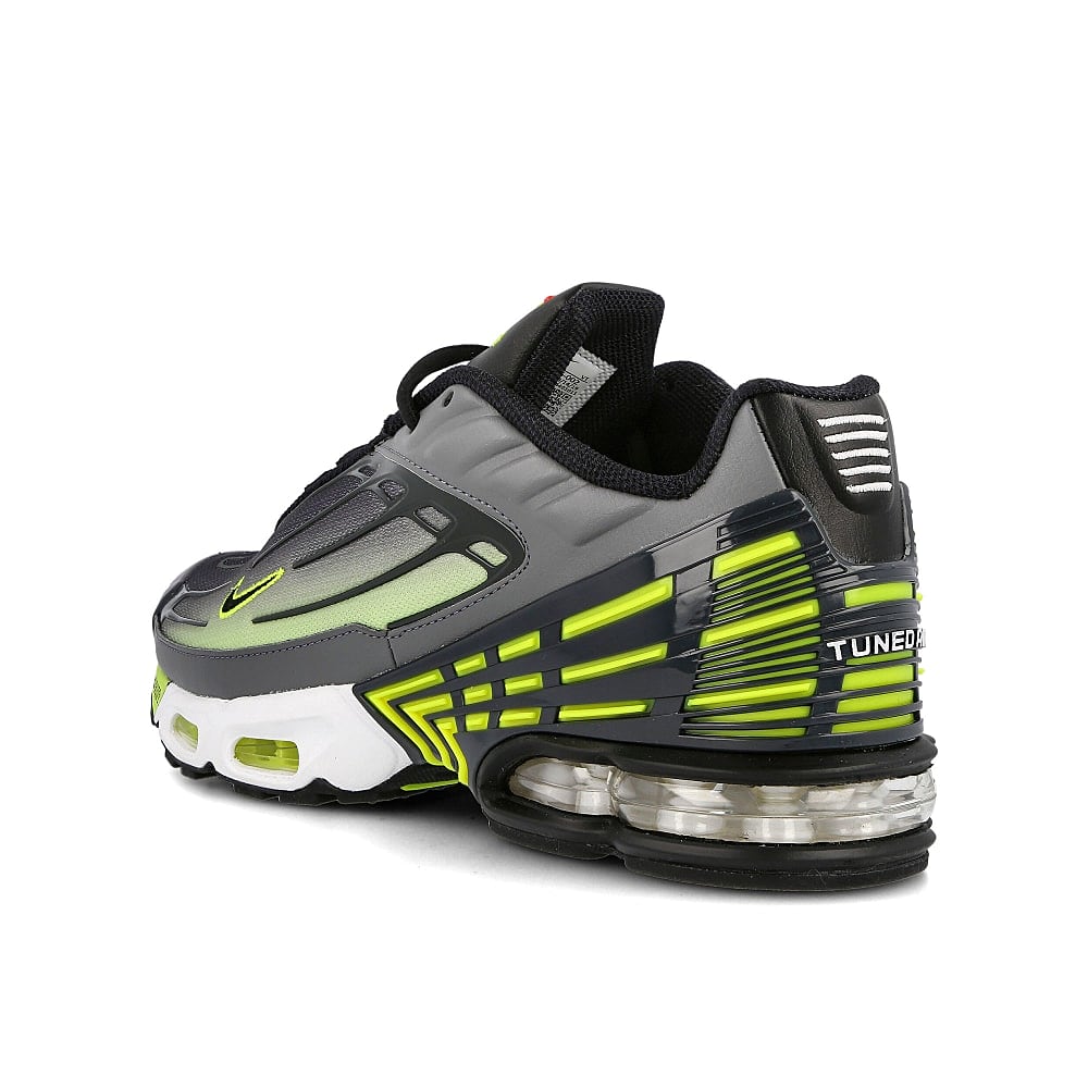 Nike air max plus iii Smoke Grey / Black - Dark Smoke Grey Close-up | Overkill