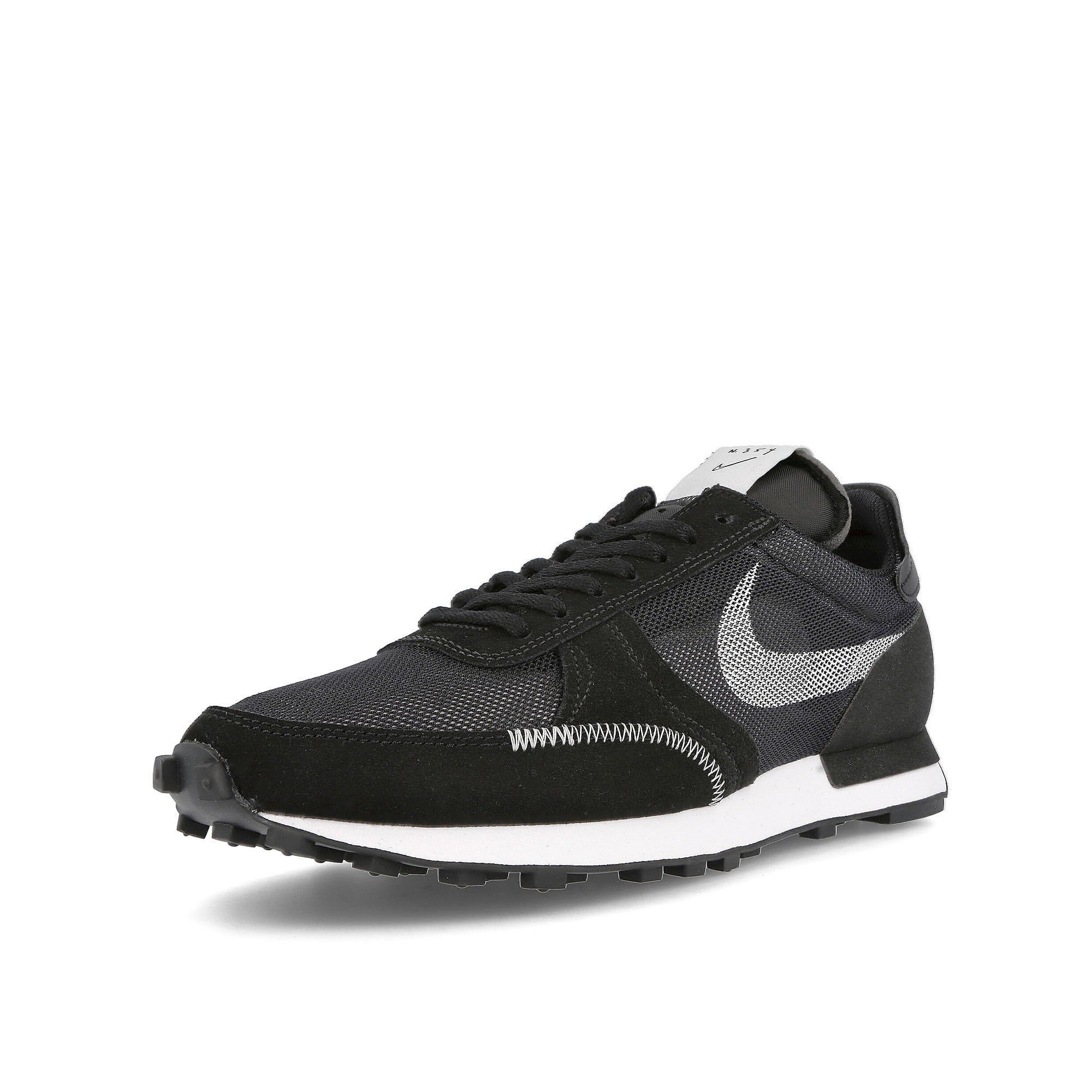 Nike daybreak type Black-white Low Top Sneakers Close Up | Overkill