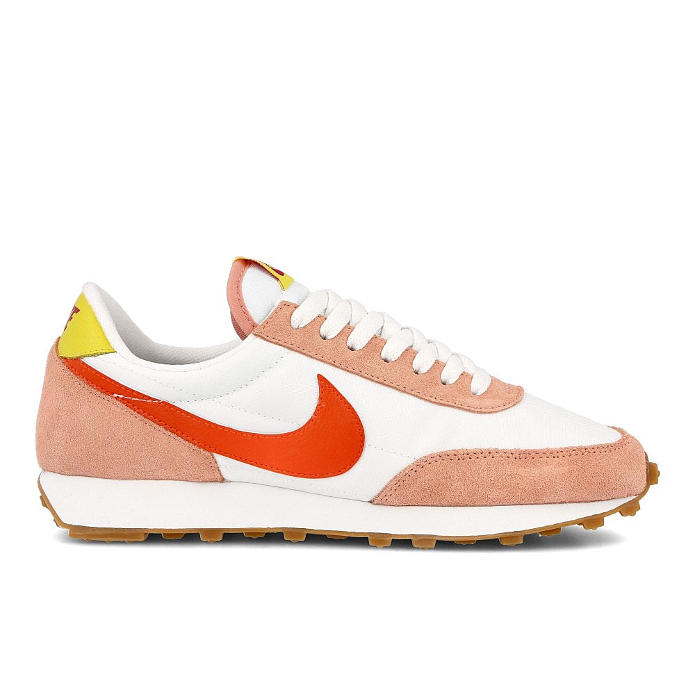 Nike wmns daybreak Coral Stardust / Team Orange - Summit White Material | Overkill