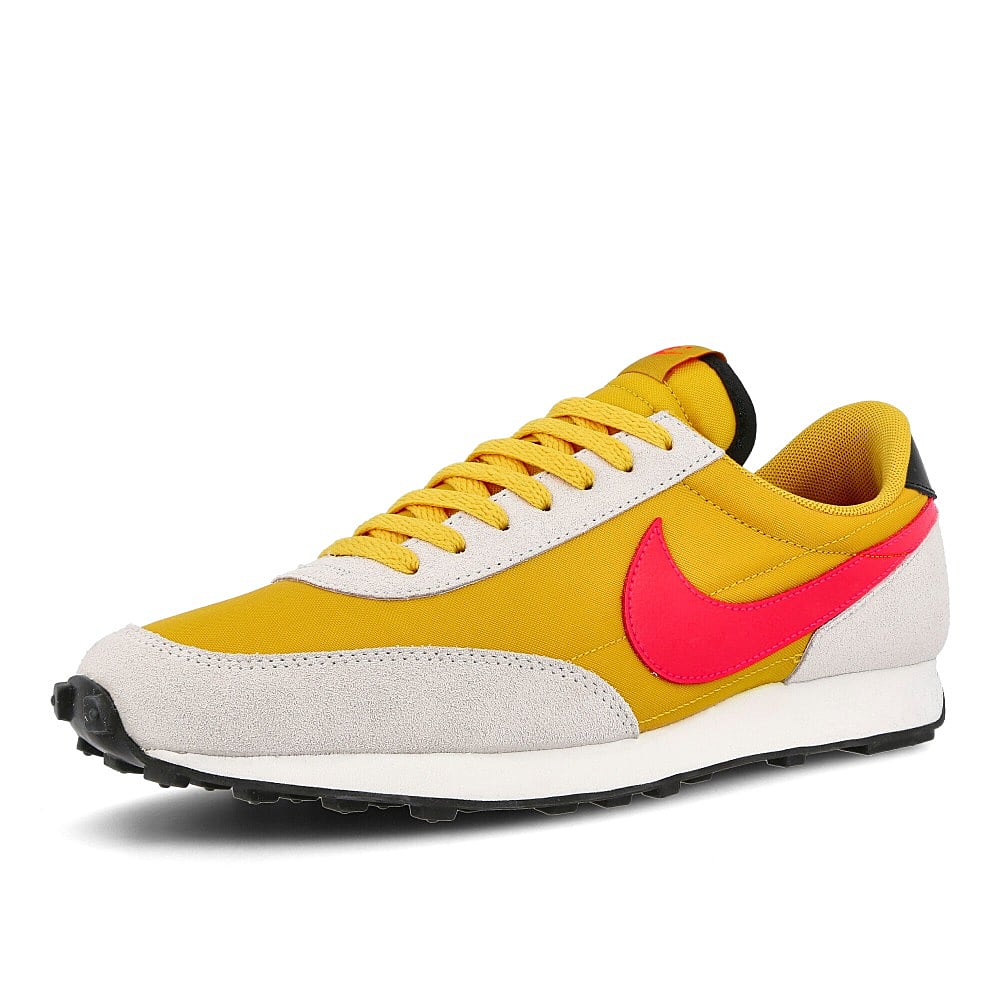 Nike wmns daybreak Dark-Sulfur-Flash Crimson - Summit White Low Top Sneakers Close Up | Overkill