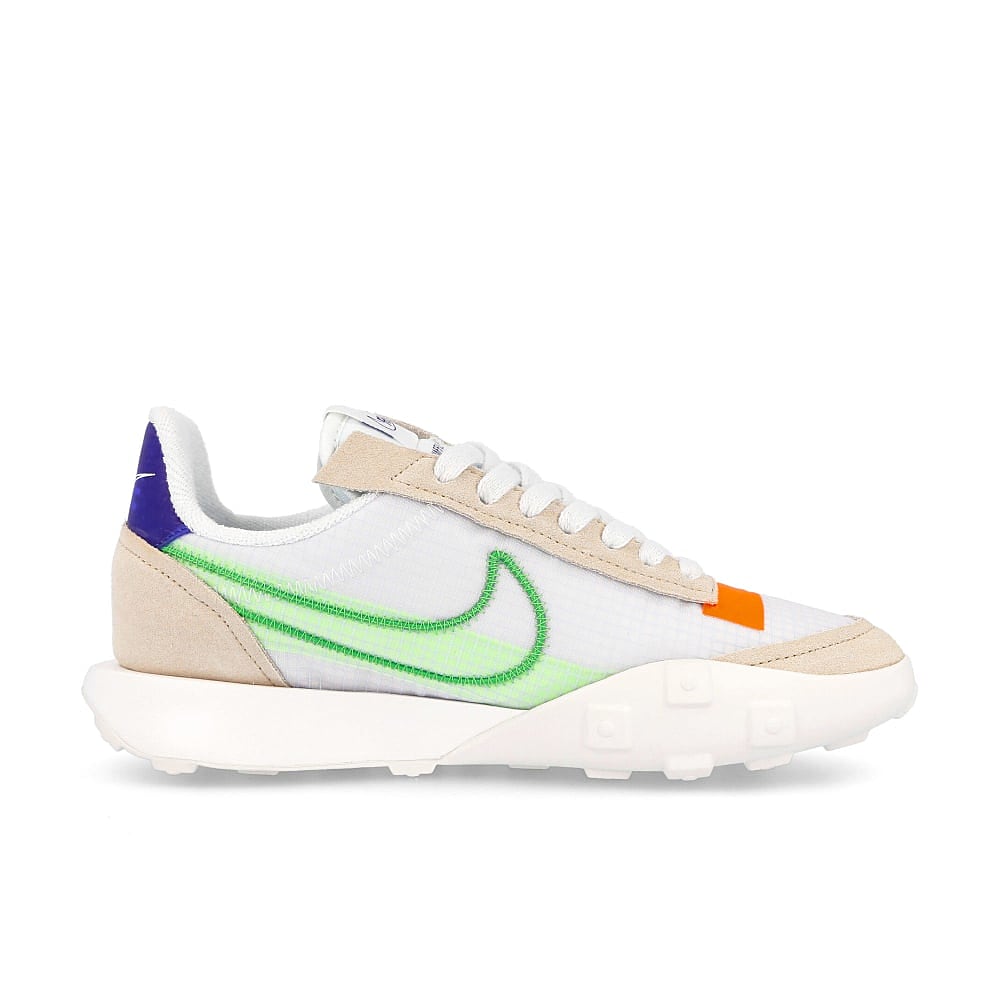 Nike wmns waffle racer 2x Desert Sand-Mean Green - Summit White Sneakers Silhouette | Overkill