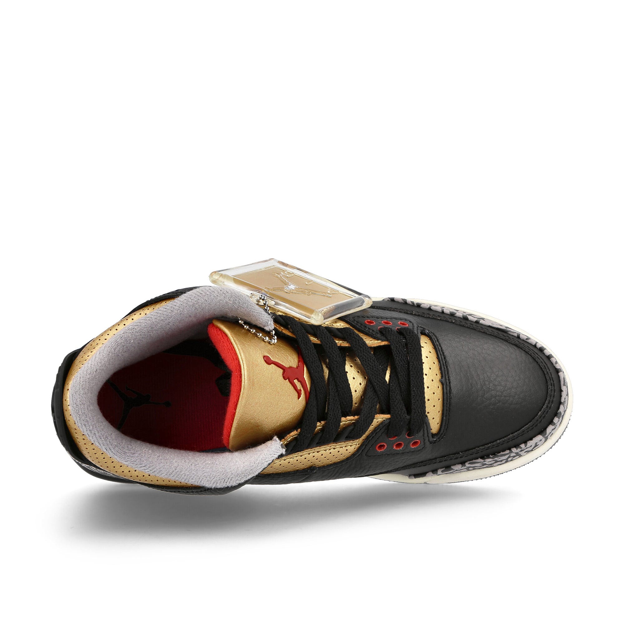 Jordan Wmns Air Jordan 3 Retro Black / Fire Red-Metallic Gold - Cement Grey Mid Top Sneakers Detailfoto | Overkill