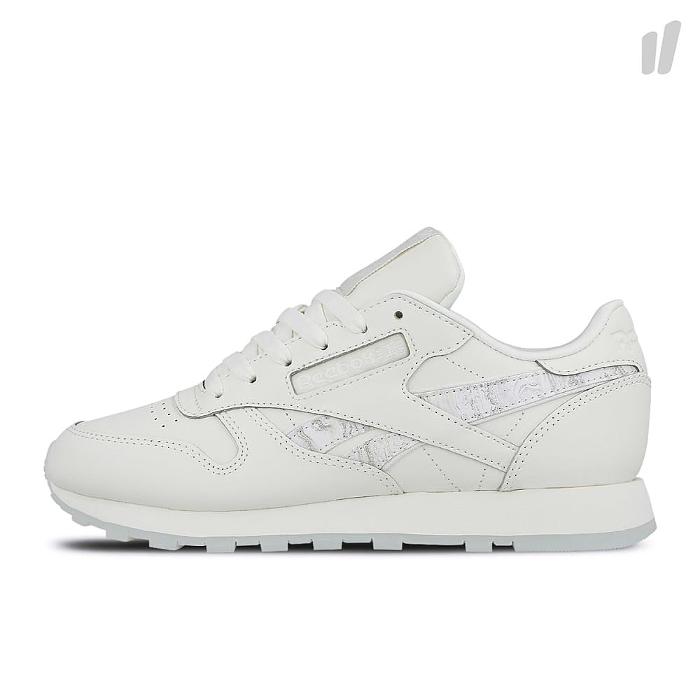Reebok wmns classic leather Chalk-White-Yellow-Grey Sneakers CN7414 | Overkill