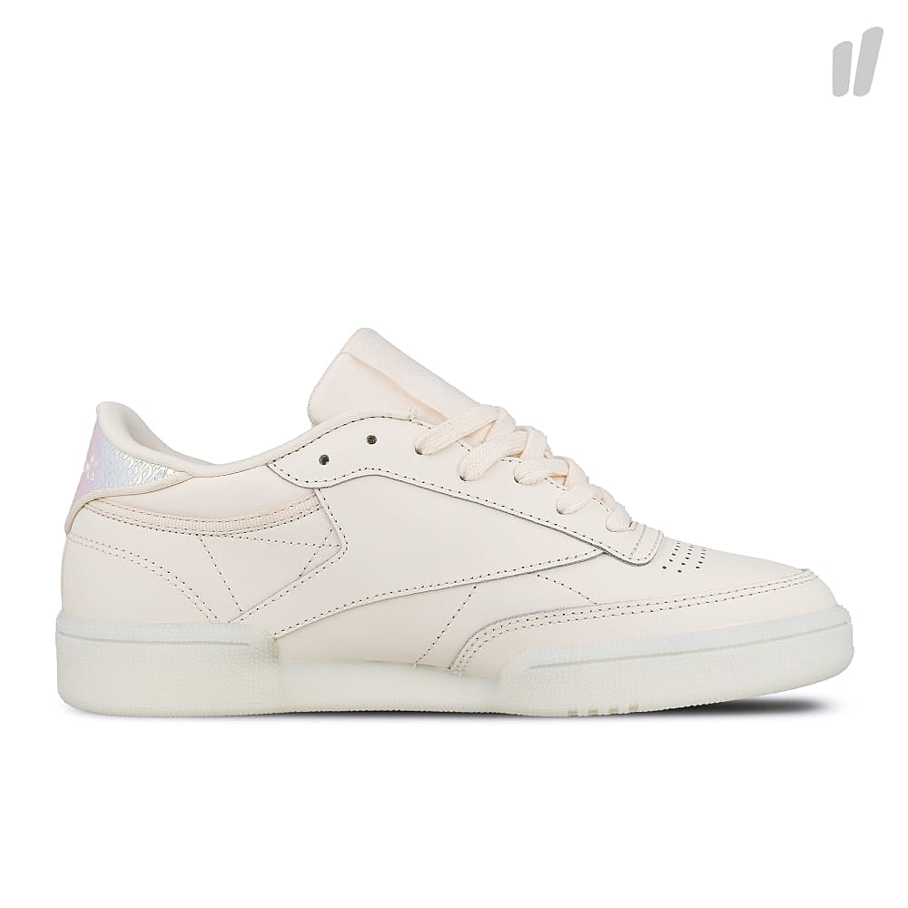 Reebok wmns club c 85 Pale Pink-White Sneakers Silhouette | Overkill