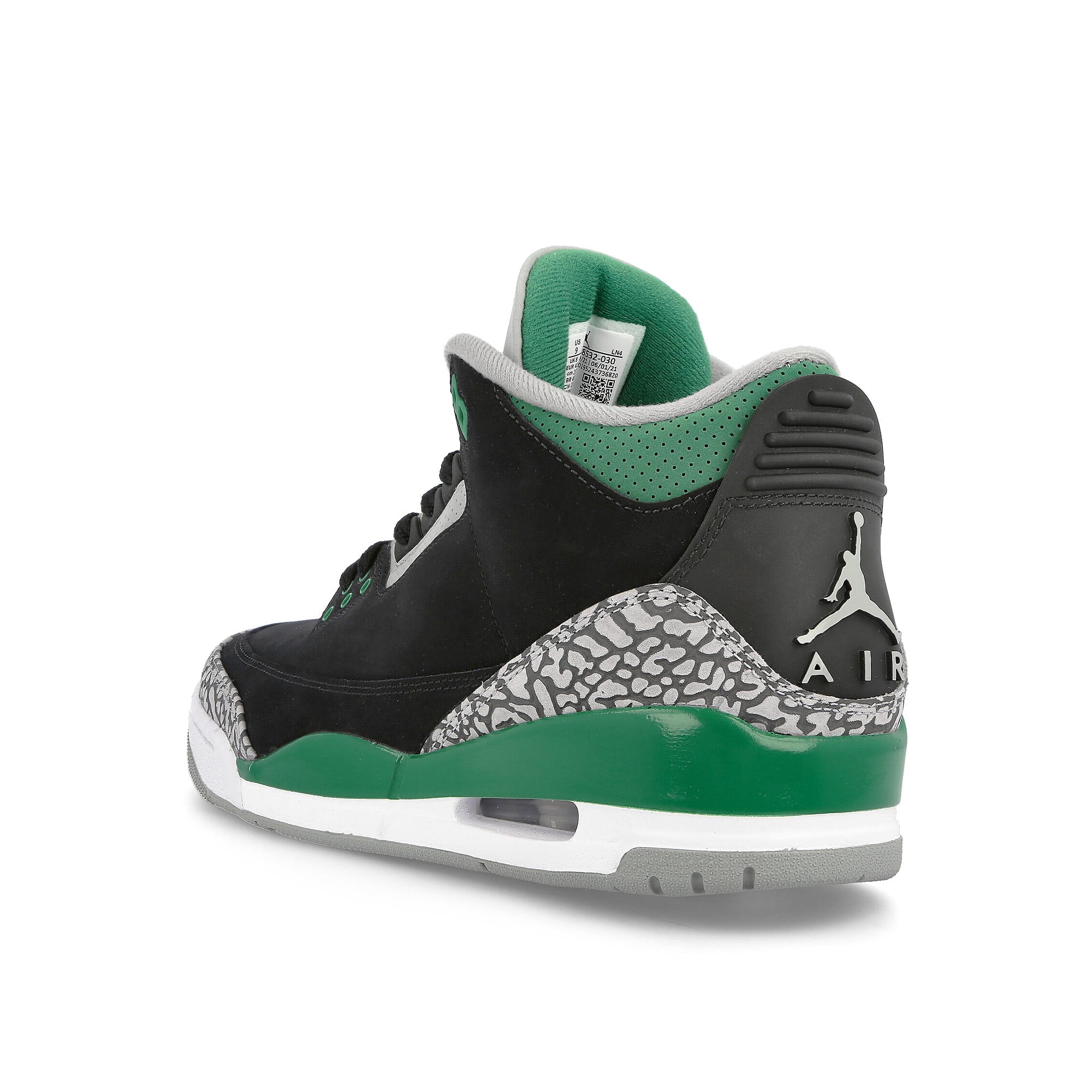 Jordan Air Jordan 3 Retro Black / Pine Green - Silver - White Close-up | Overkill