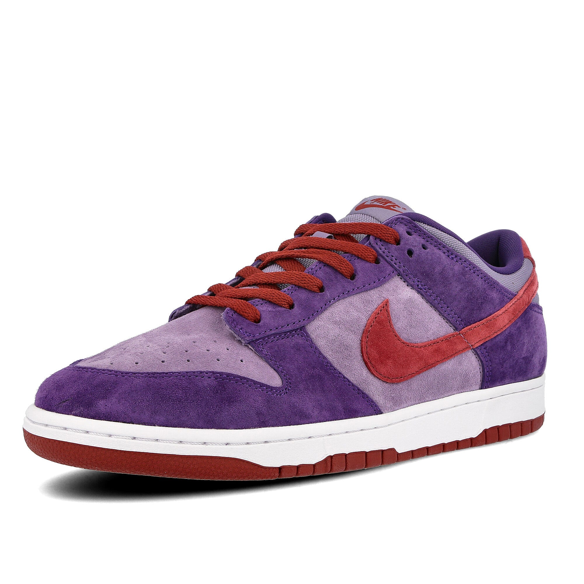 Nike dunk low sp Daybreak / Barn - Plum Low Top Sneakers Close Up | Overkill